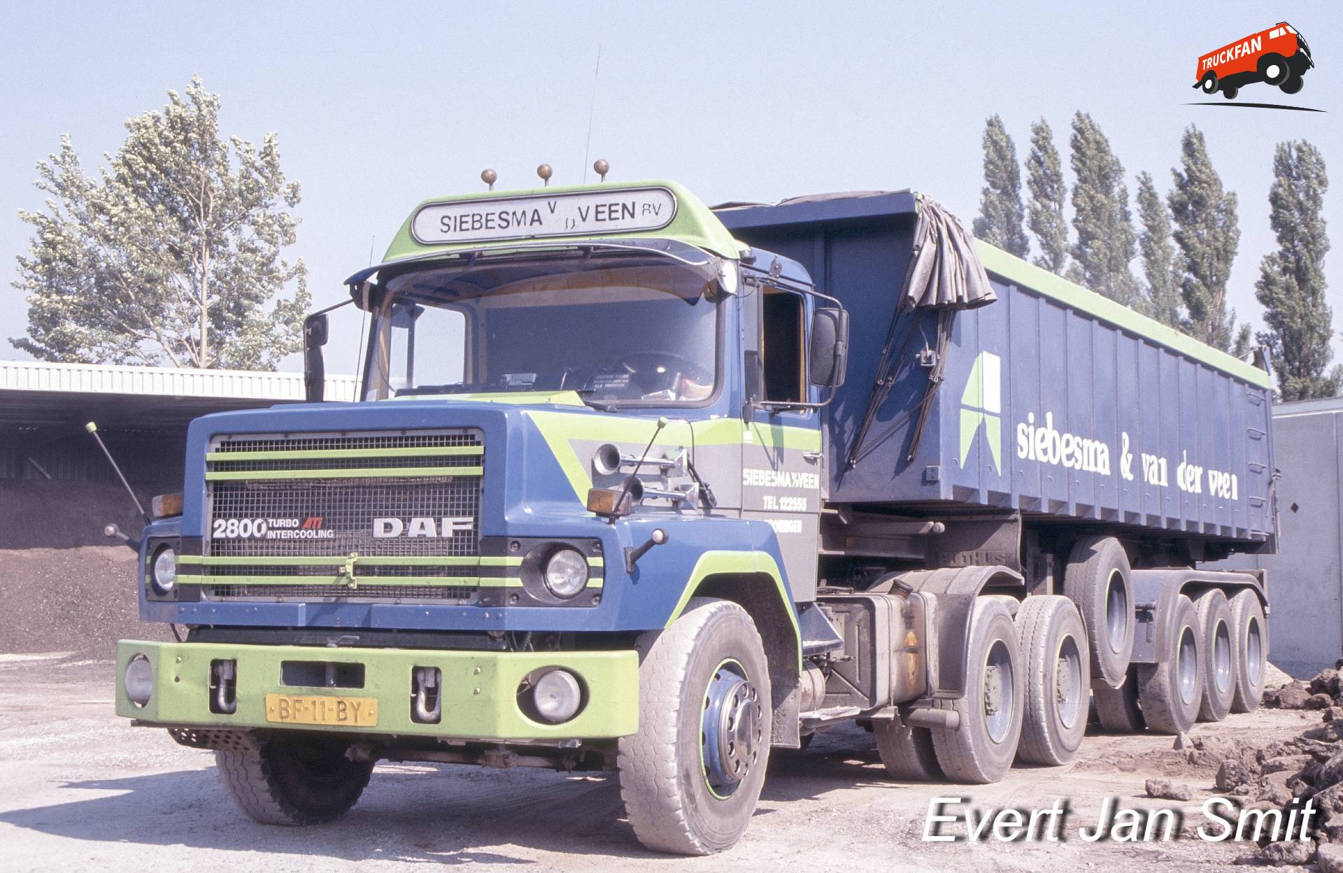 DAF Torpedo bij asfaltcentrale VIASA in Veendam