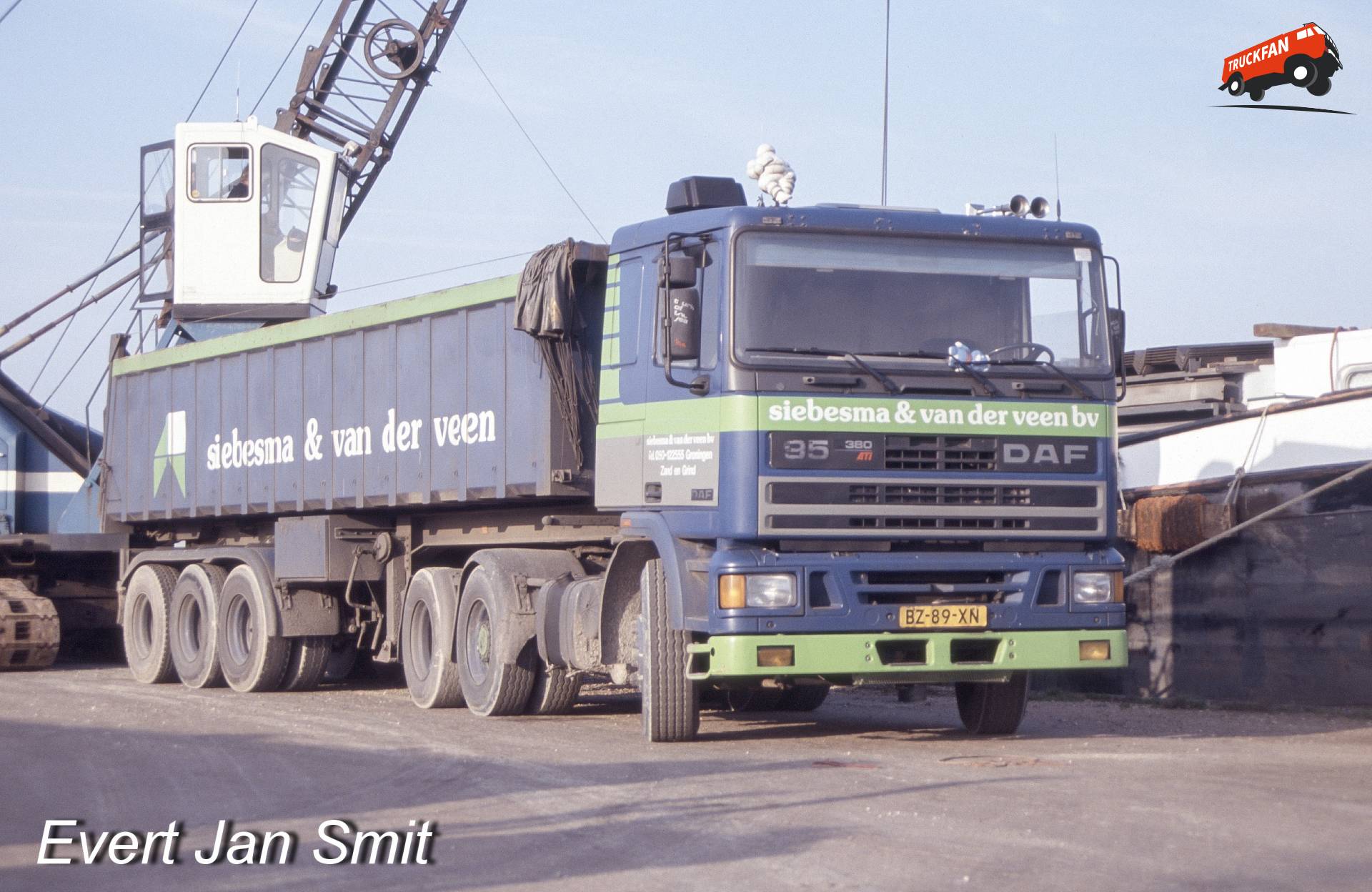 DAF 95 truck van Siebesma en Van der Veen bij Zwaaikom