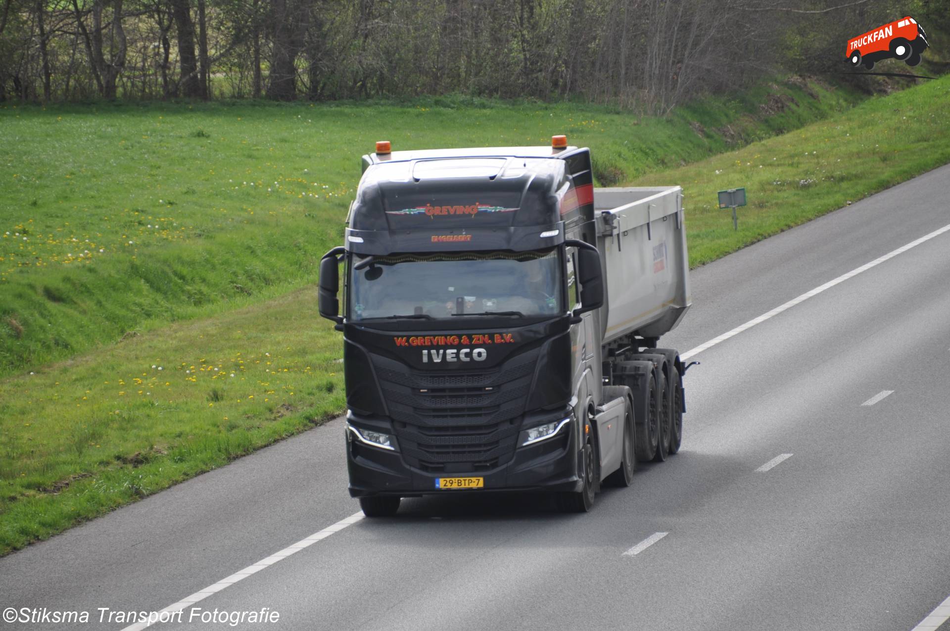 Iveco Stralis vrachtwagen van W. Greving & ZN B.V.