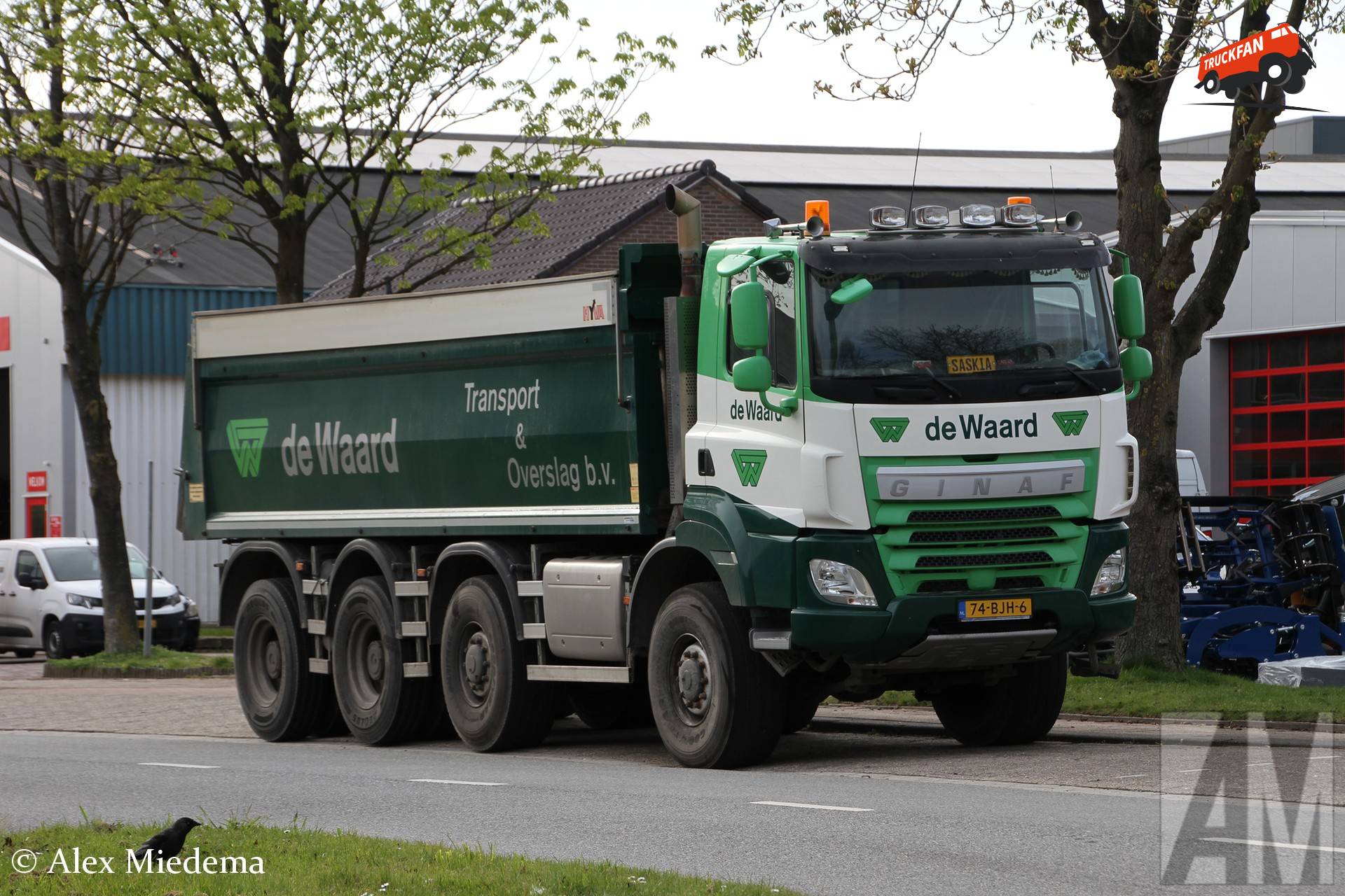 GINAF X6 4446 TS van De Waard