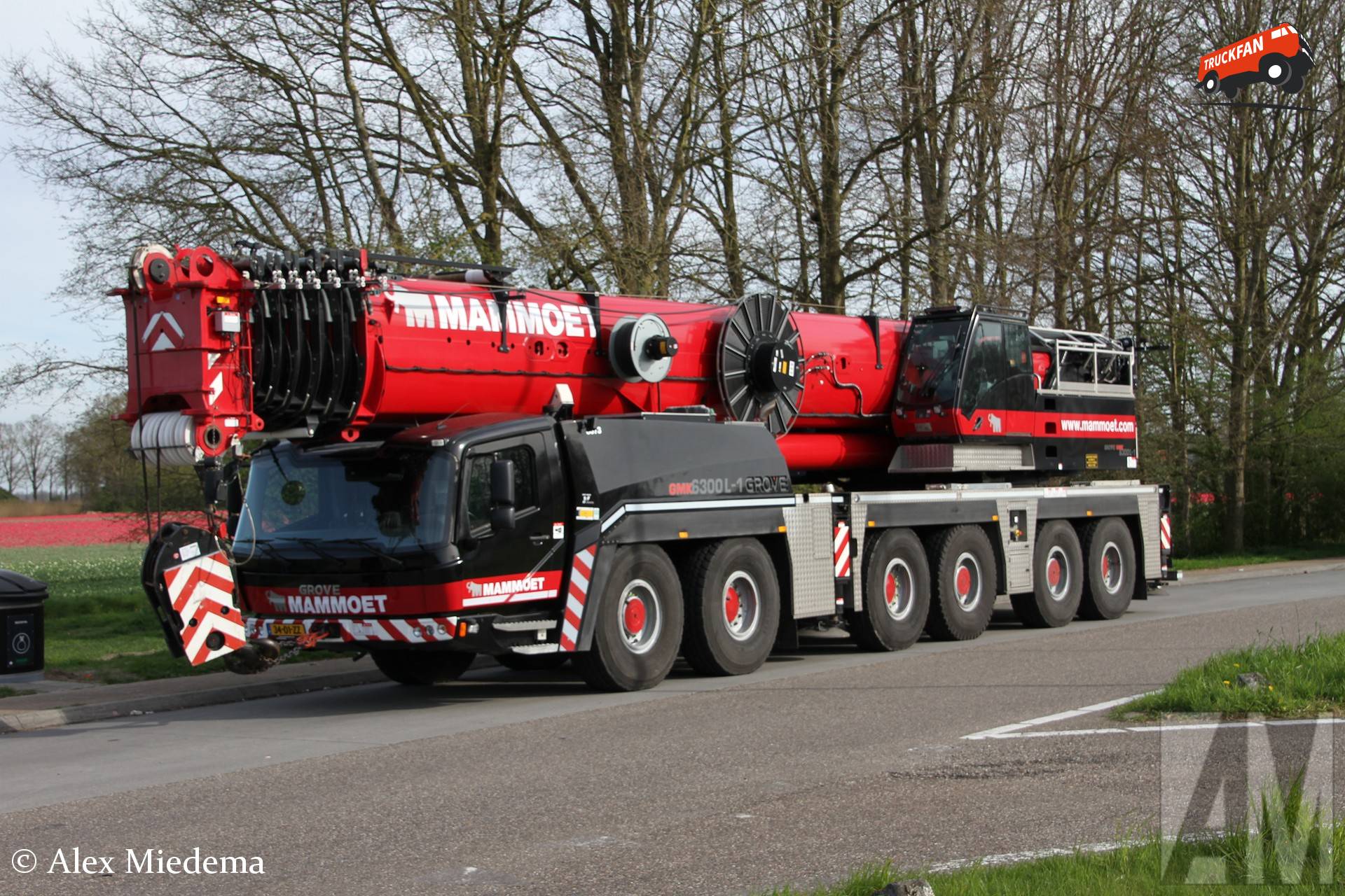 Grove GMK6300 L-1 telescoopkraan bij Wellerzand