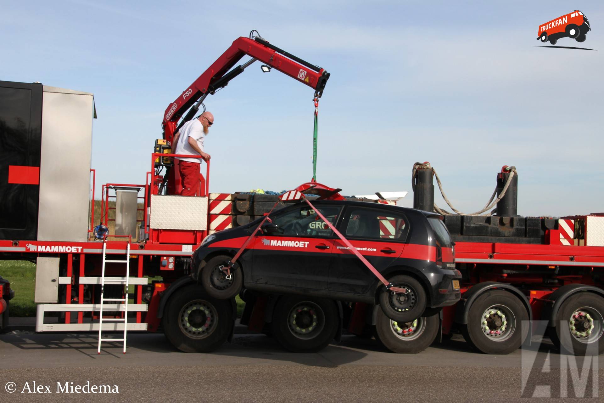 Fassi hengelt een uppie de lucht in