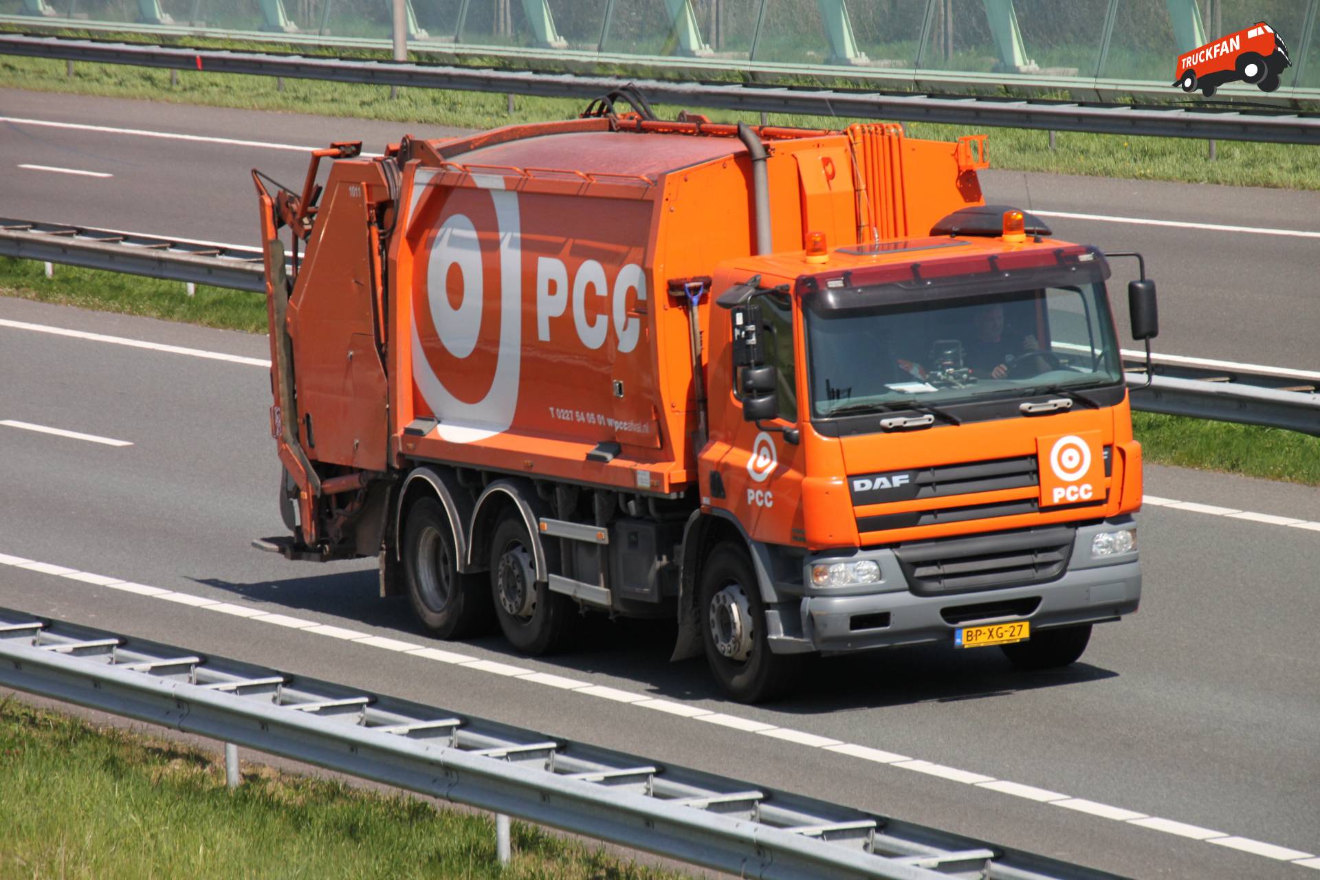 DAF CF75 truck by PCC on 1 mei 2013