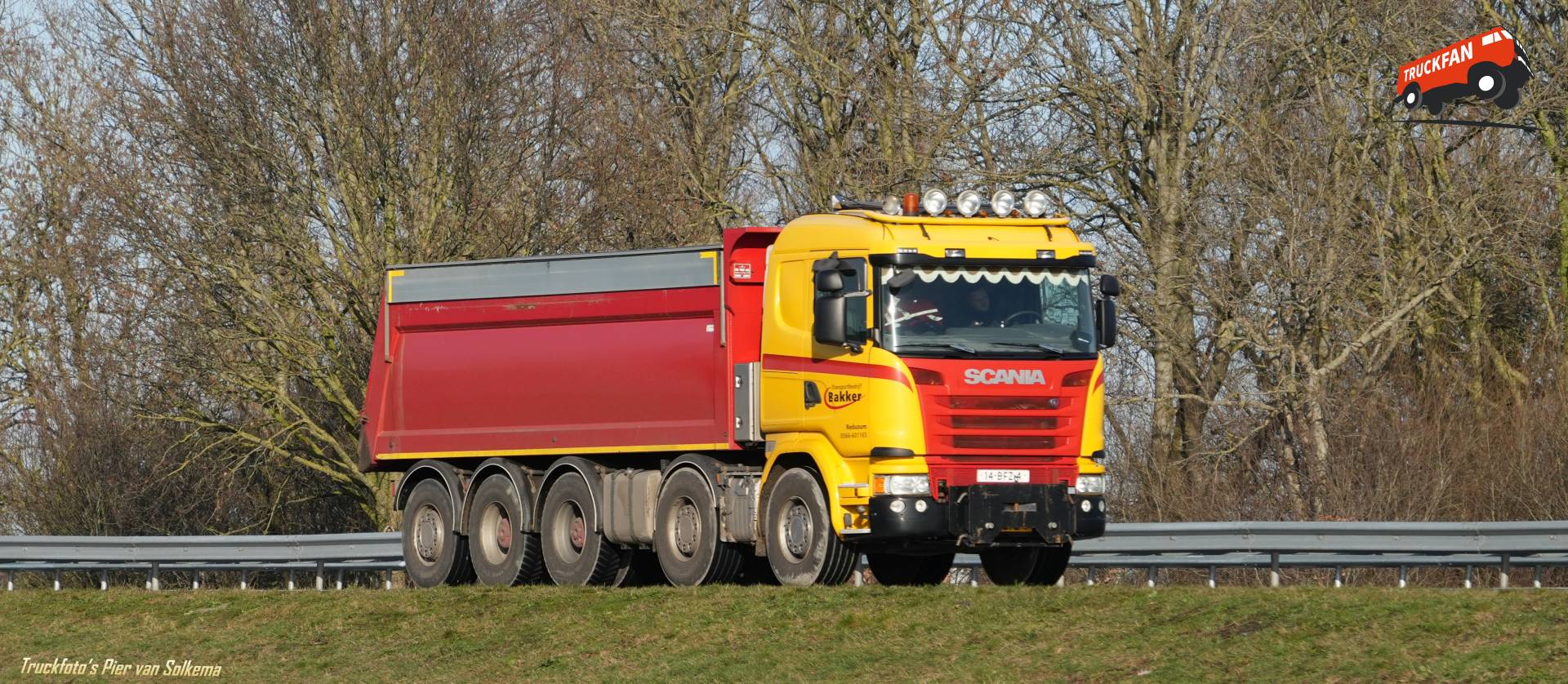 Scania G450 tipper on the A7 near Sneek