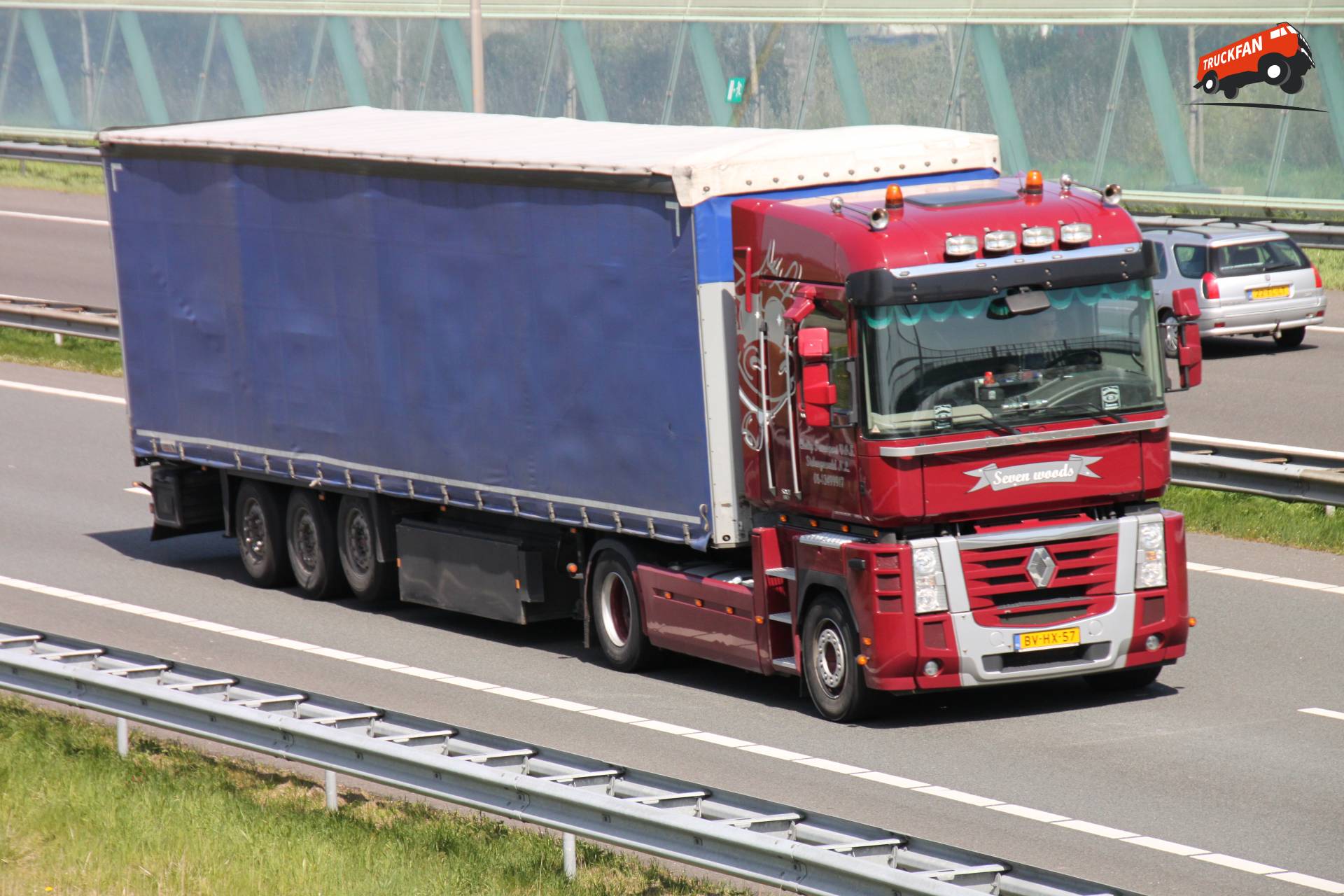 Renault Magnum truck by Chelty Transport