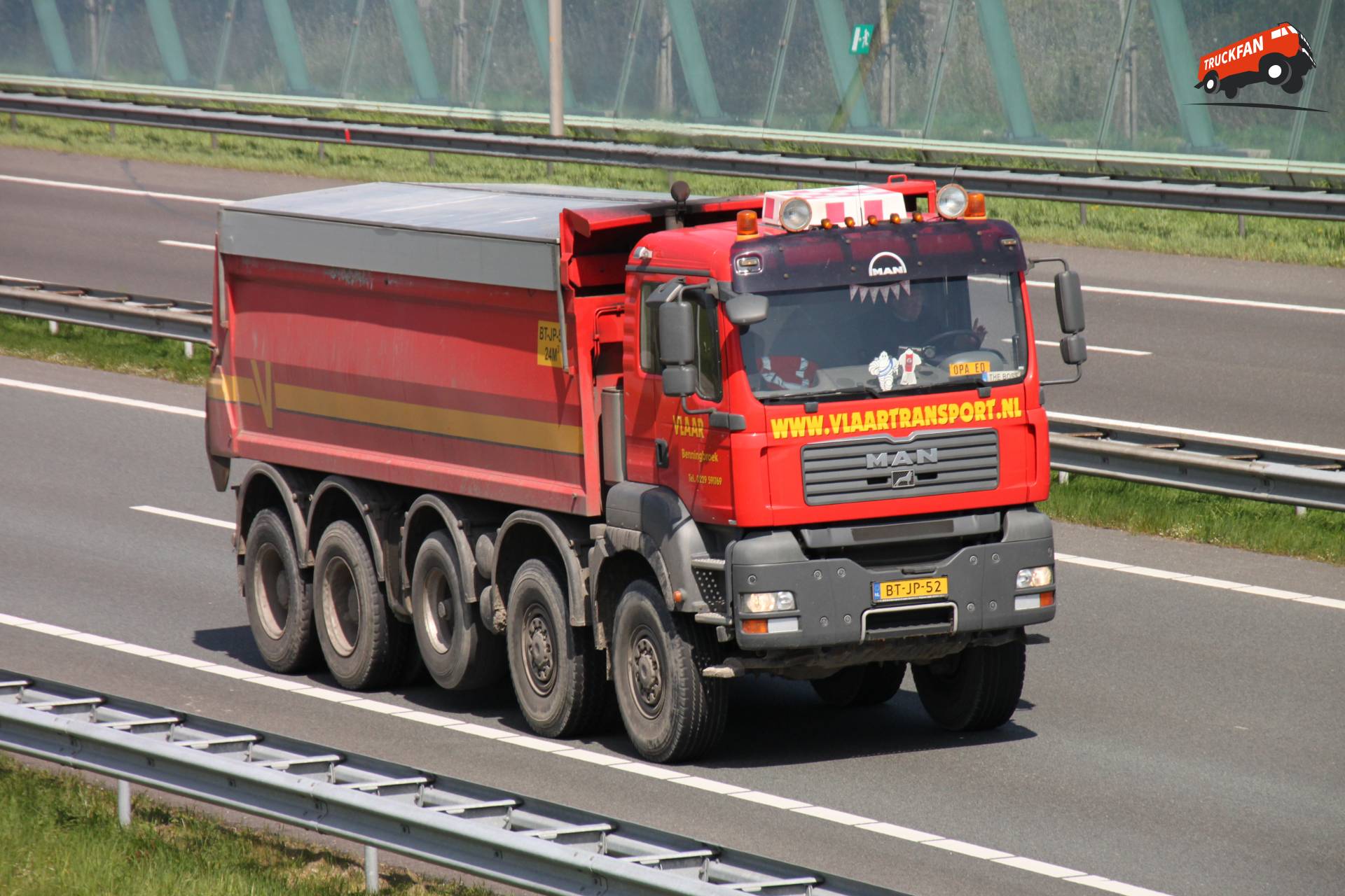 MAN TGA vrachtwagen van Vlaar Groep
