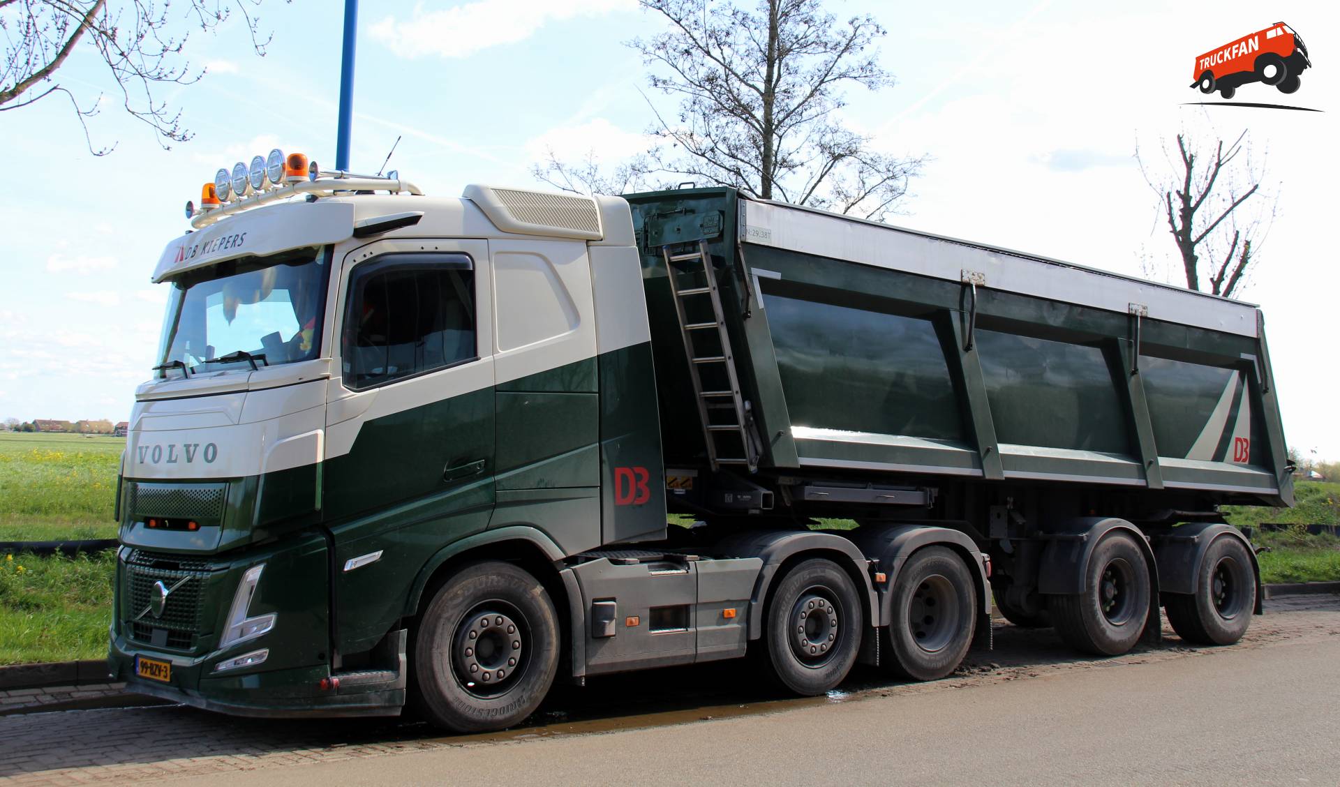 DB Kiepers Vianen Volvo FH5 Aero vrachtwagen