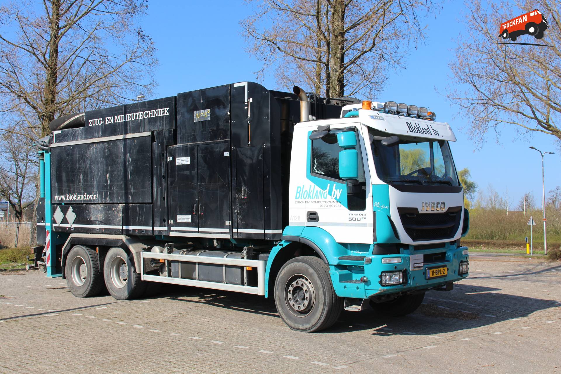 Iveco Trakker met mts grondzuiger opbouw