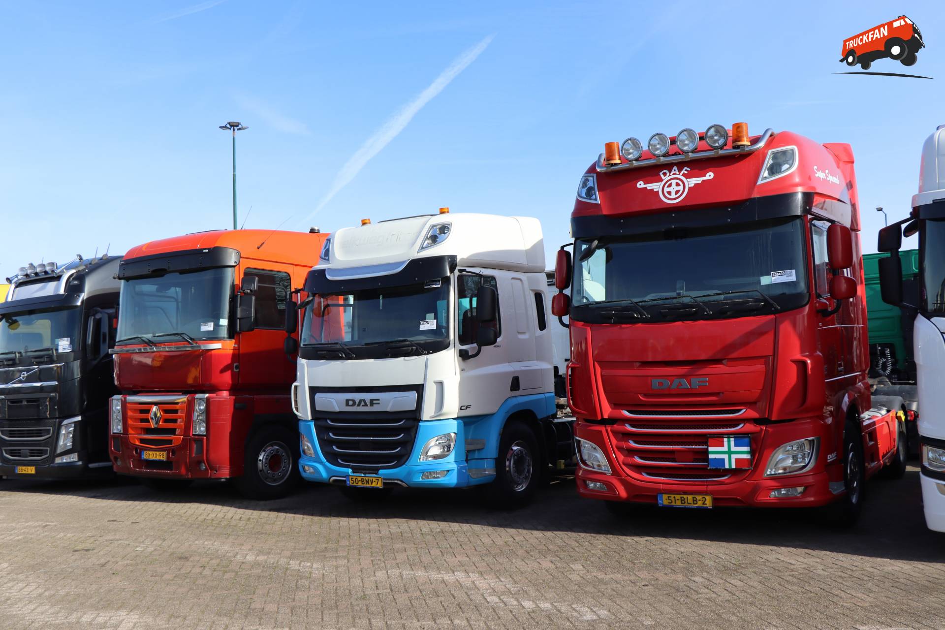 Nederlands rijtje trucks: DAF CF, DAF XF en Renault Magnum
