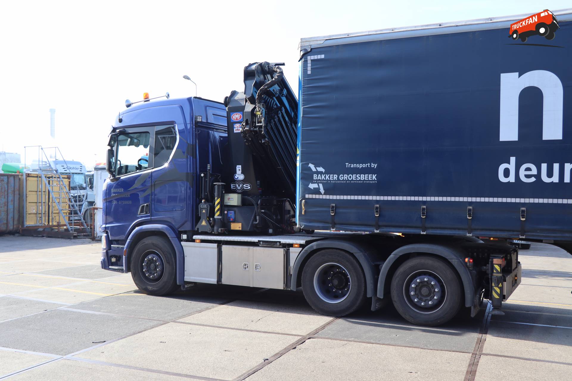 Bakker Groesbeek Scania R500 met HMF laadkraan