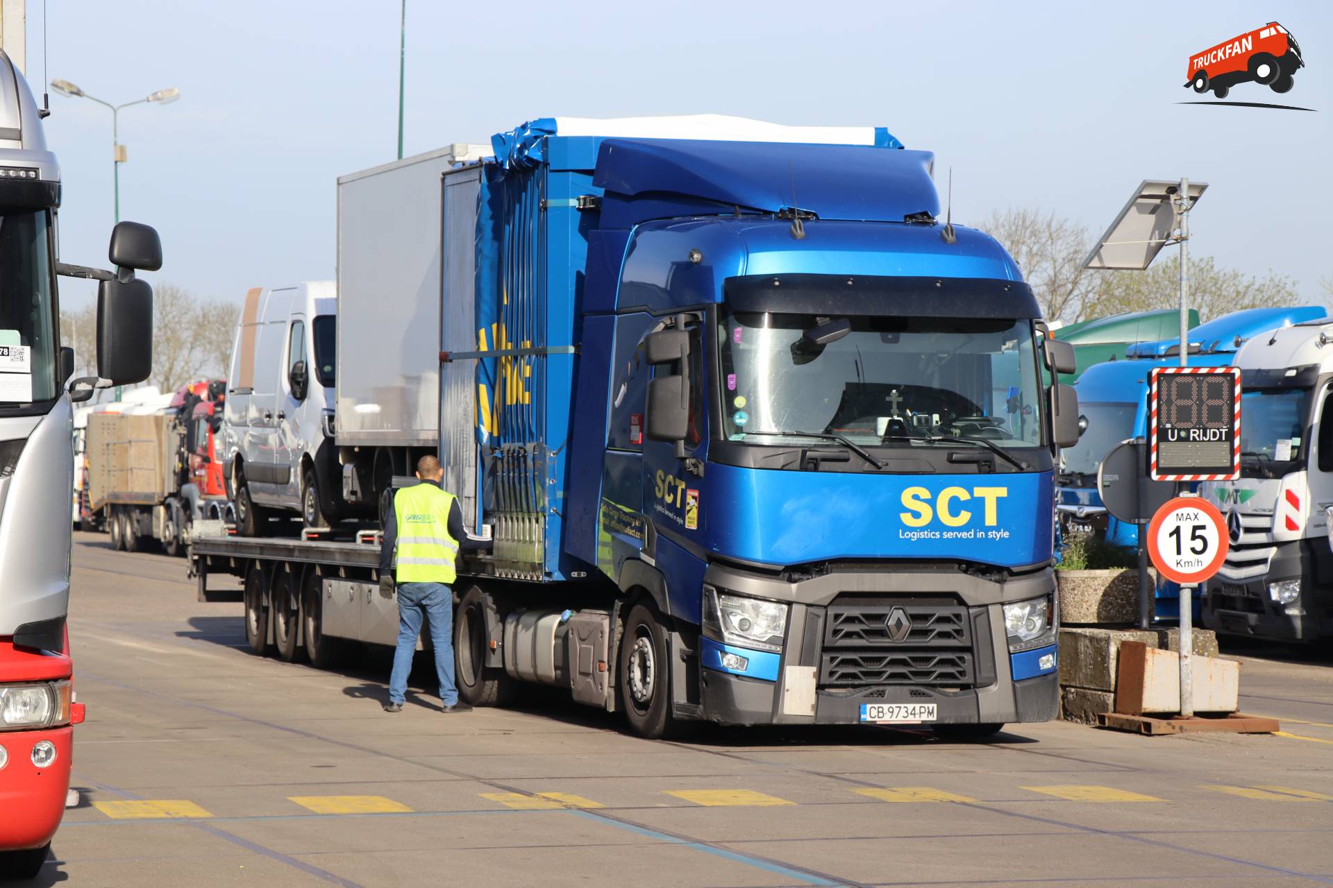 Renault T van Sofia Cargo Trucking