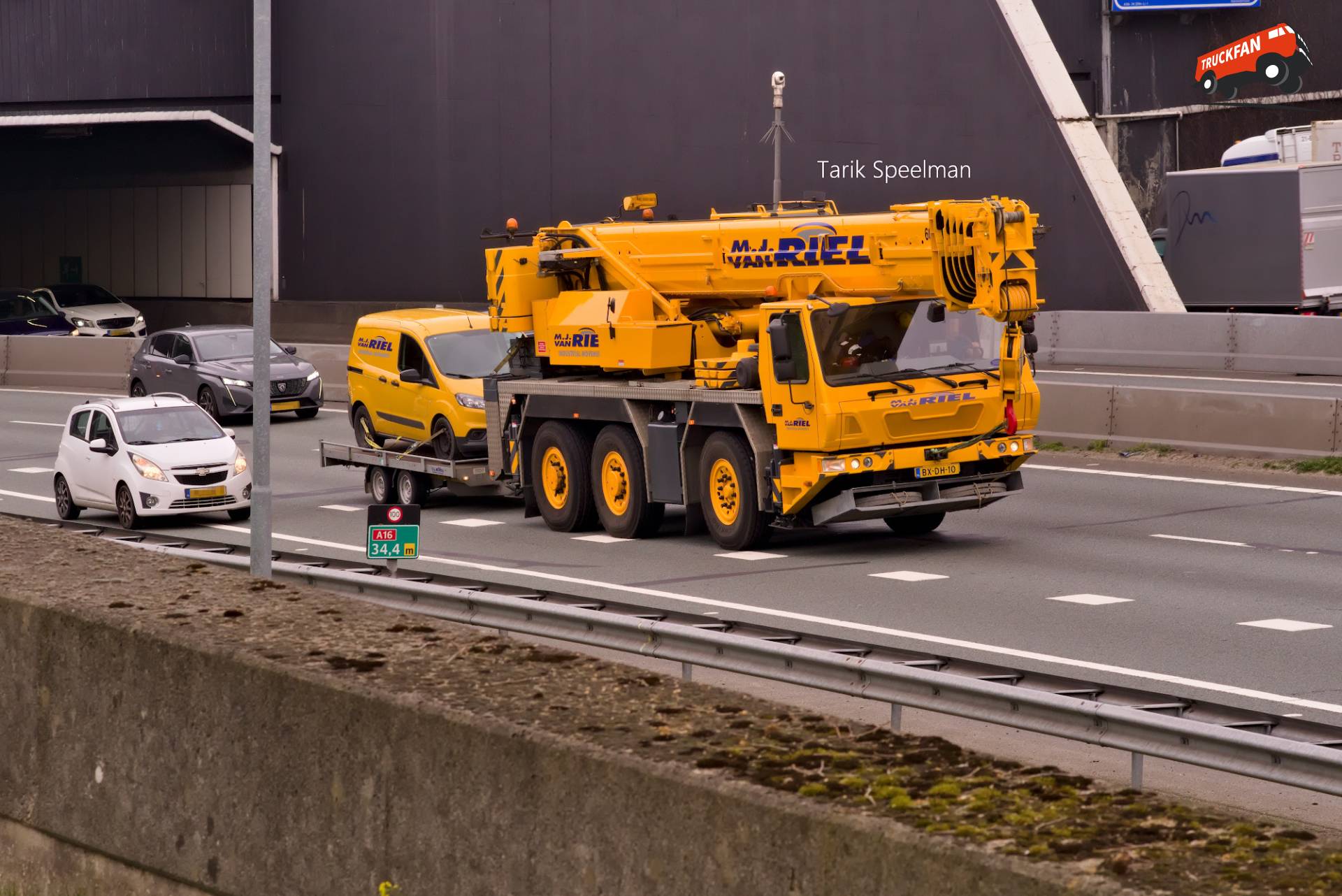 Hijskraan Grove GMK 3055 met kenteken BX-DH-10