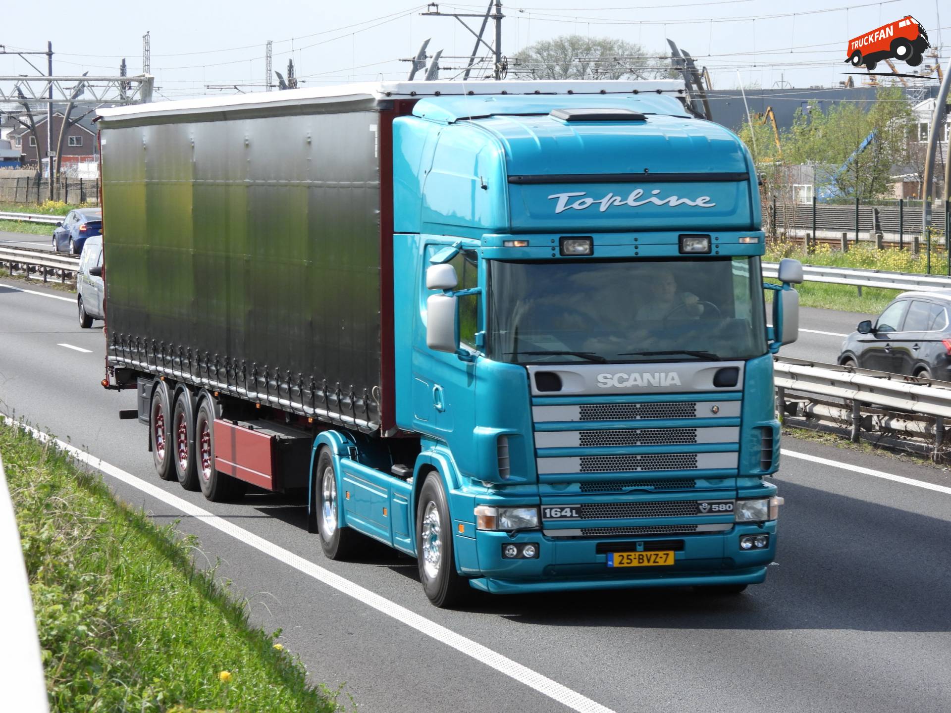 Scania R164 LA 4X2 NA 580 vrachtwagen