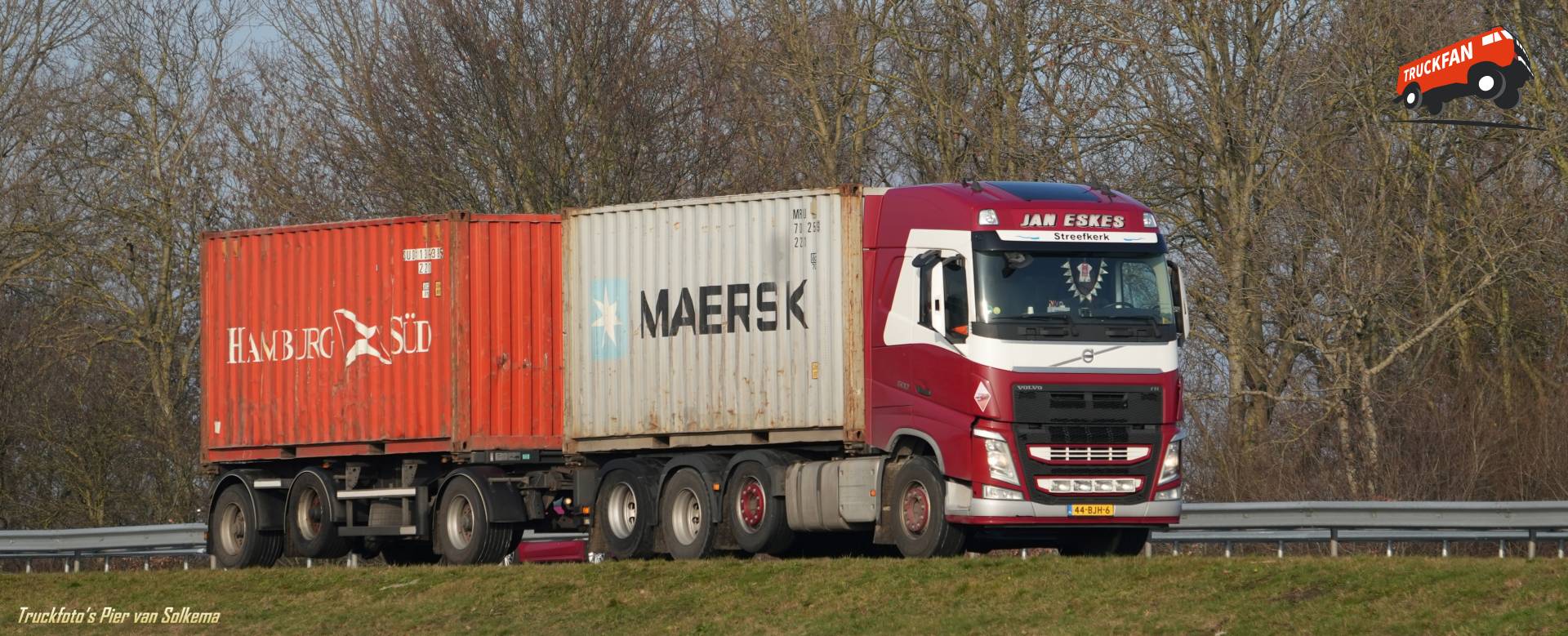 Volvo FH4 vrachtwagen op A7 bij Sneek