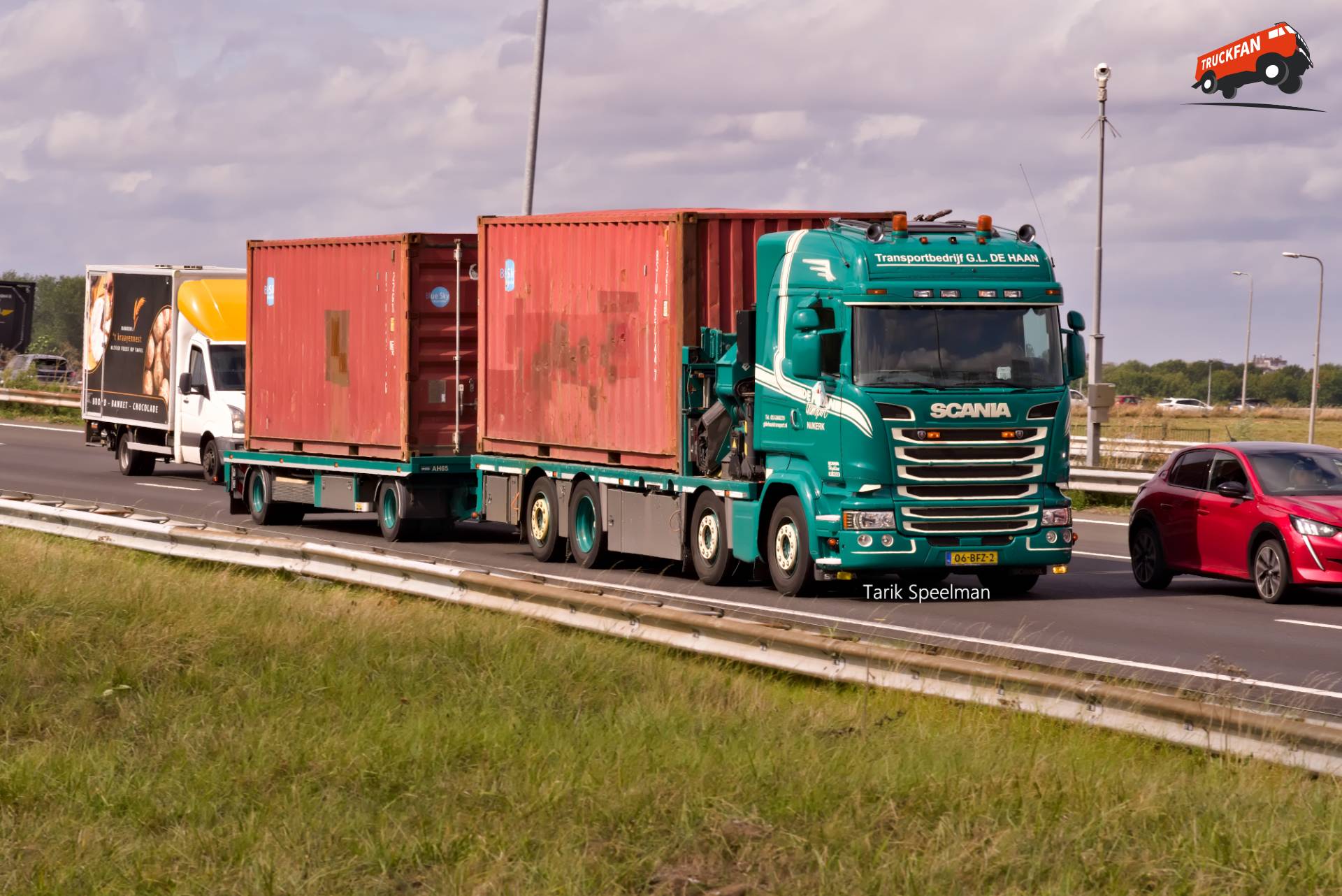 Scania R450 vrachtwagen met kenteken 06-BFZ-2 op A15