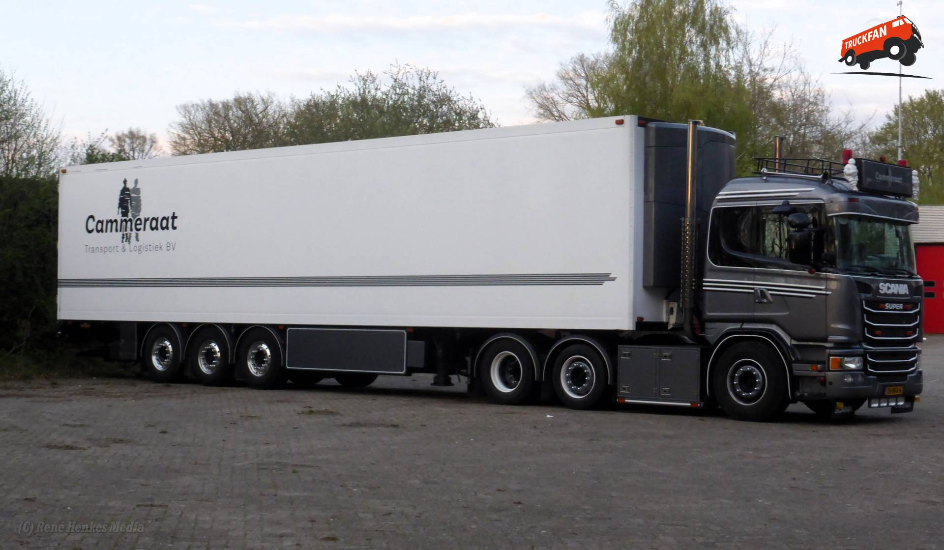 Scania G410 truck of Cammeraat Transport & Logistiek BV