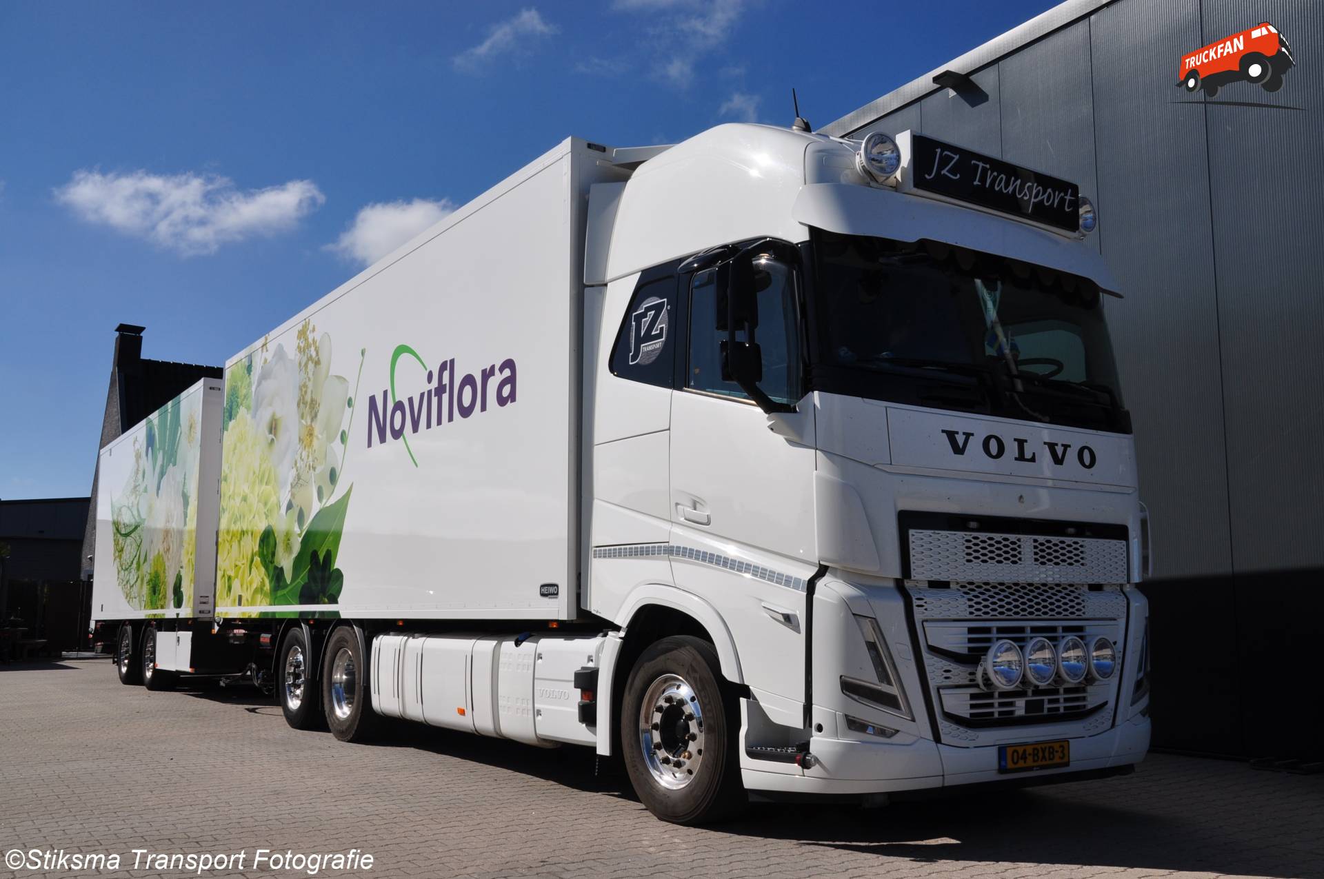 Volvo FH 5e generatie vrachtwagen van JZ Transport