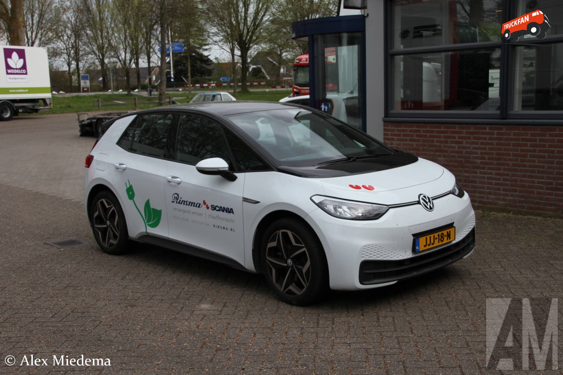 Volkswagen ID.3 pro bij Garage Rinsma