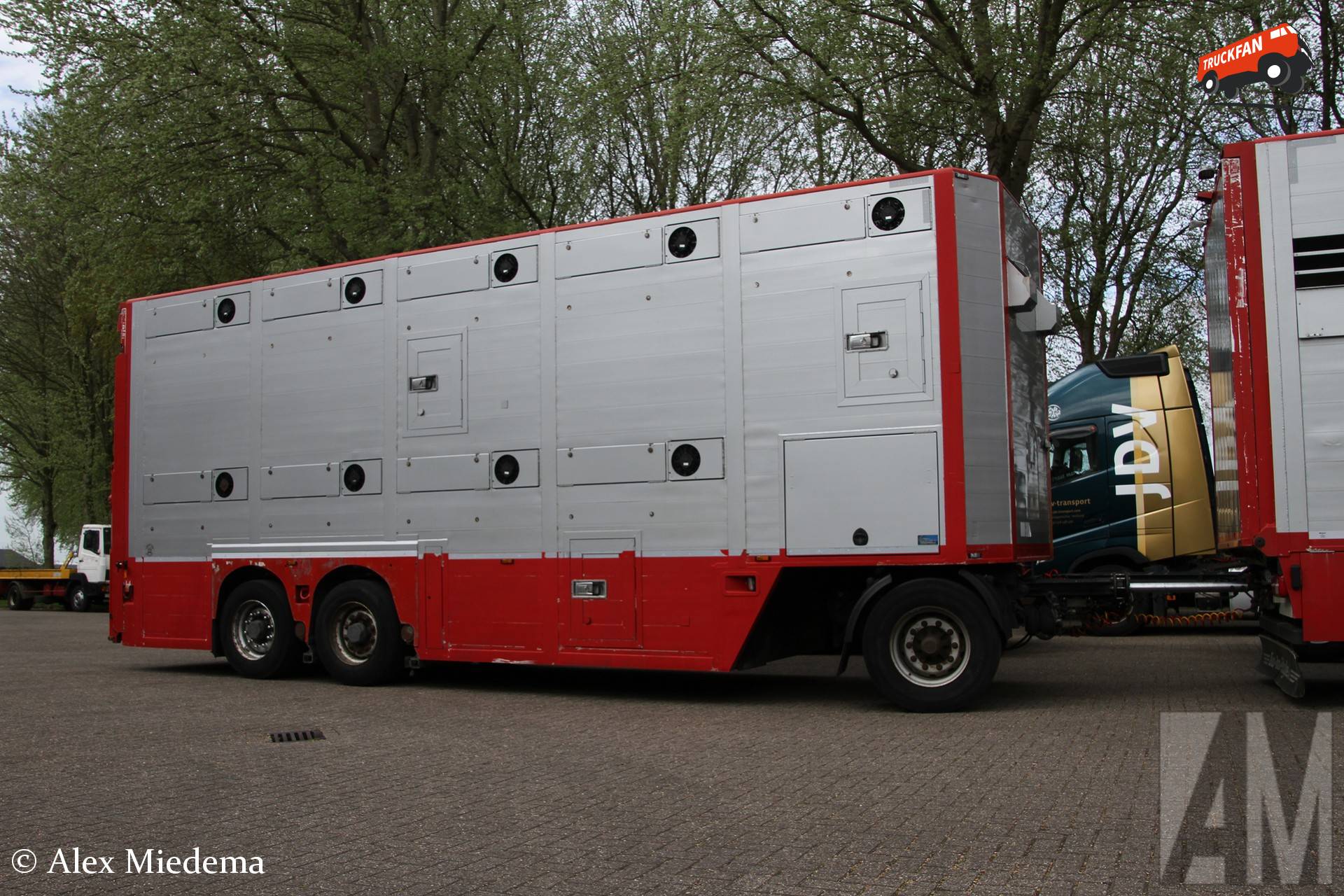Cuppers aanhangwagen model DA 9-18 AL
