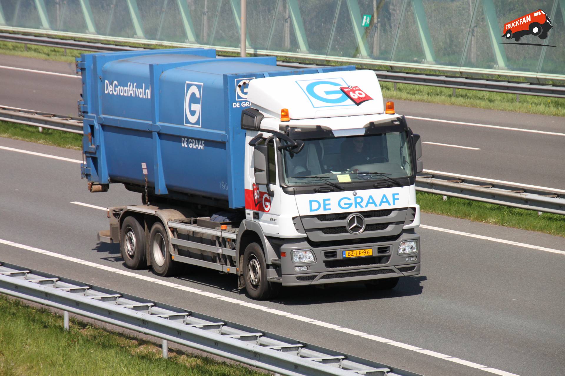 Mercedes-Benz Actros truck