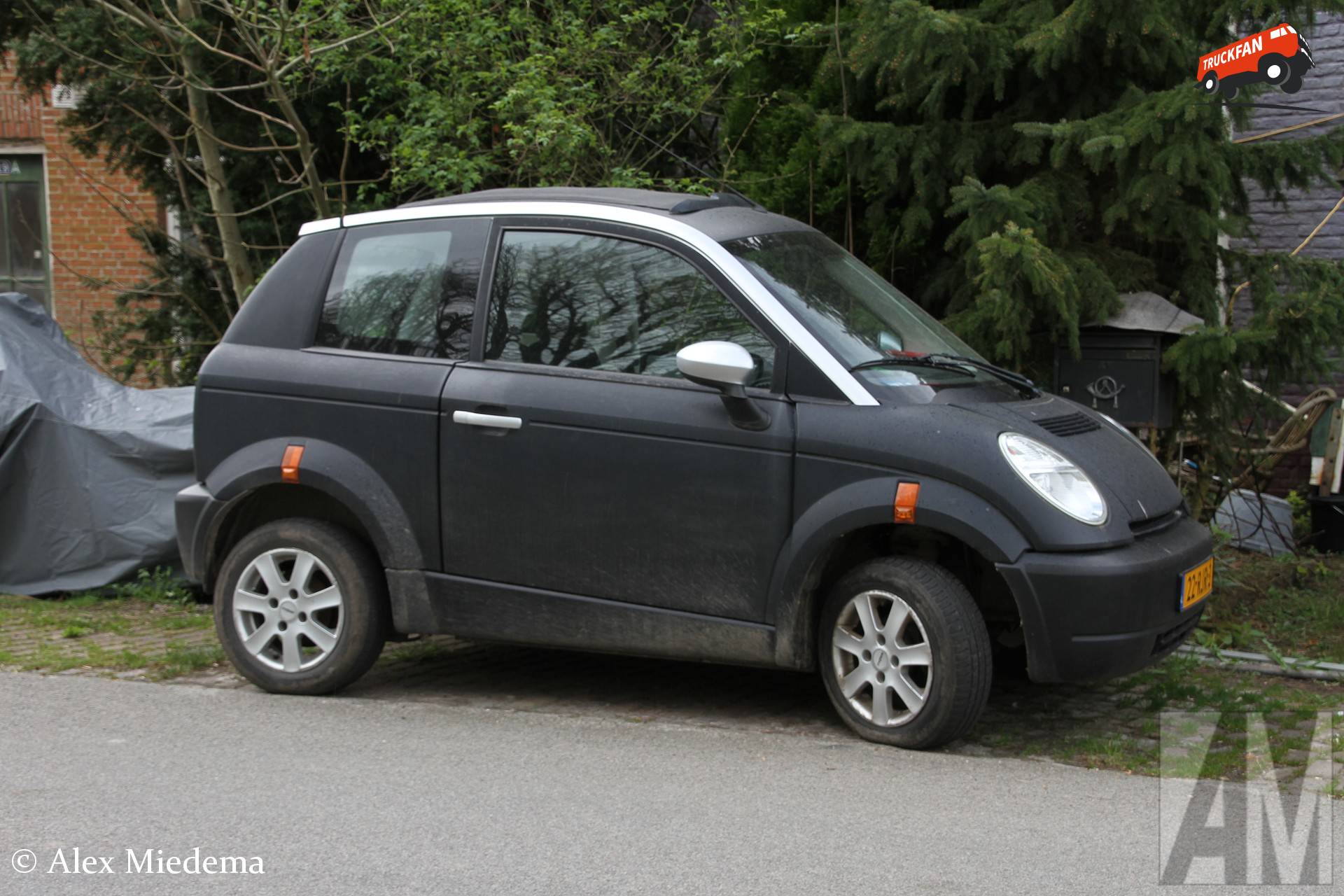 Th!nk City elektrische auto in Berlikum