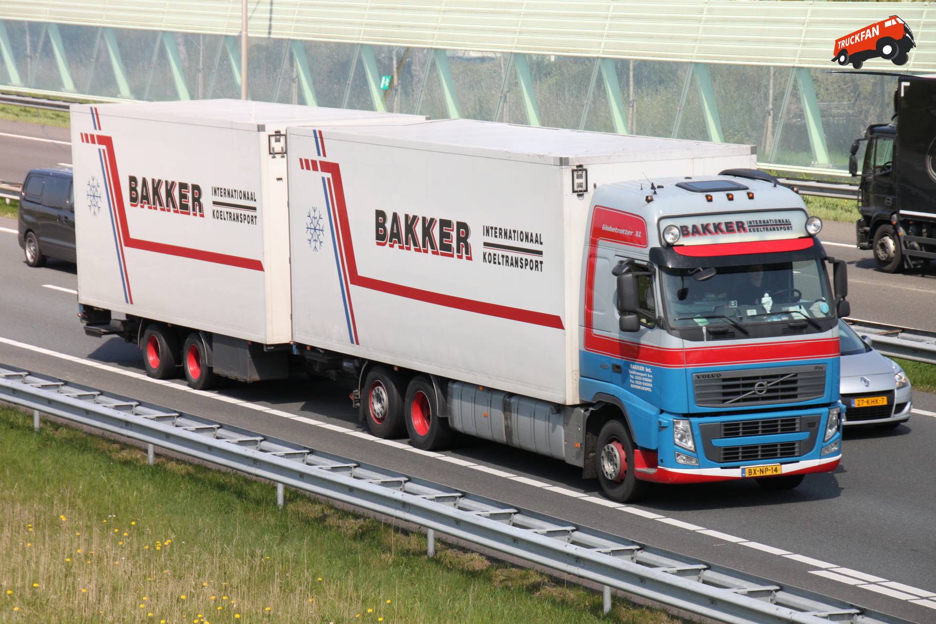 Volvo FH truck van Bakker