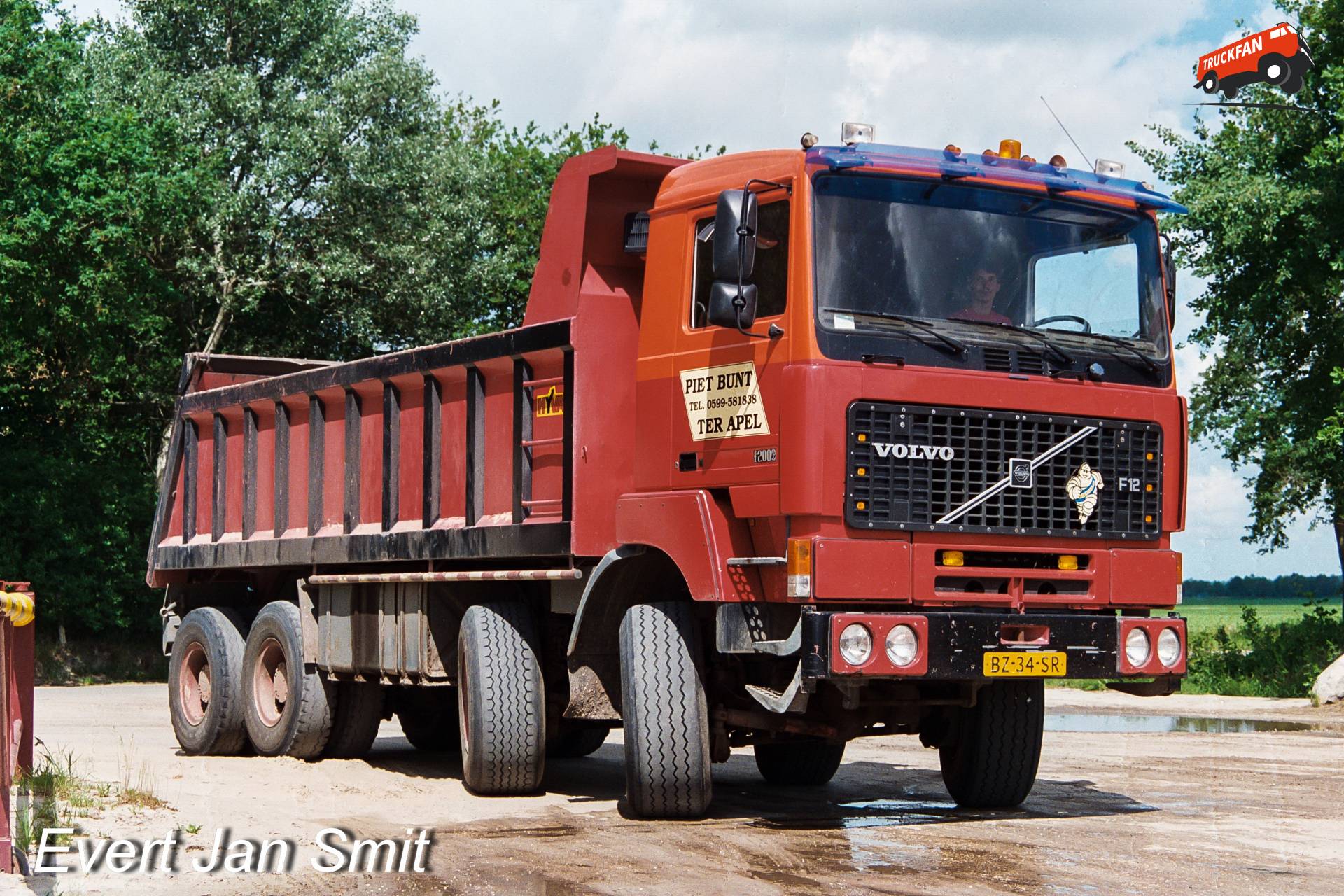 Auto 5 Terberg F2000 bij Botjes zandgat ingang