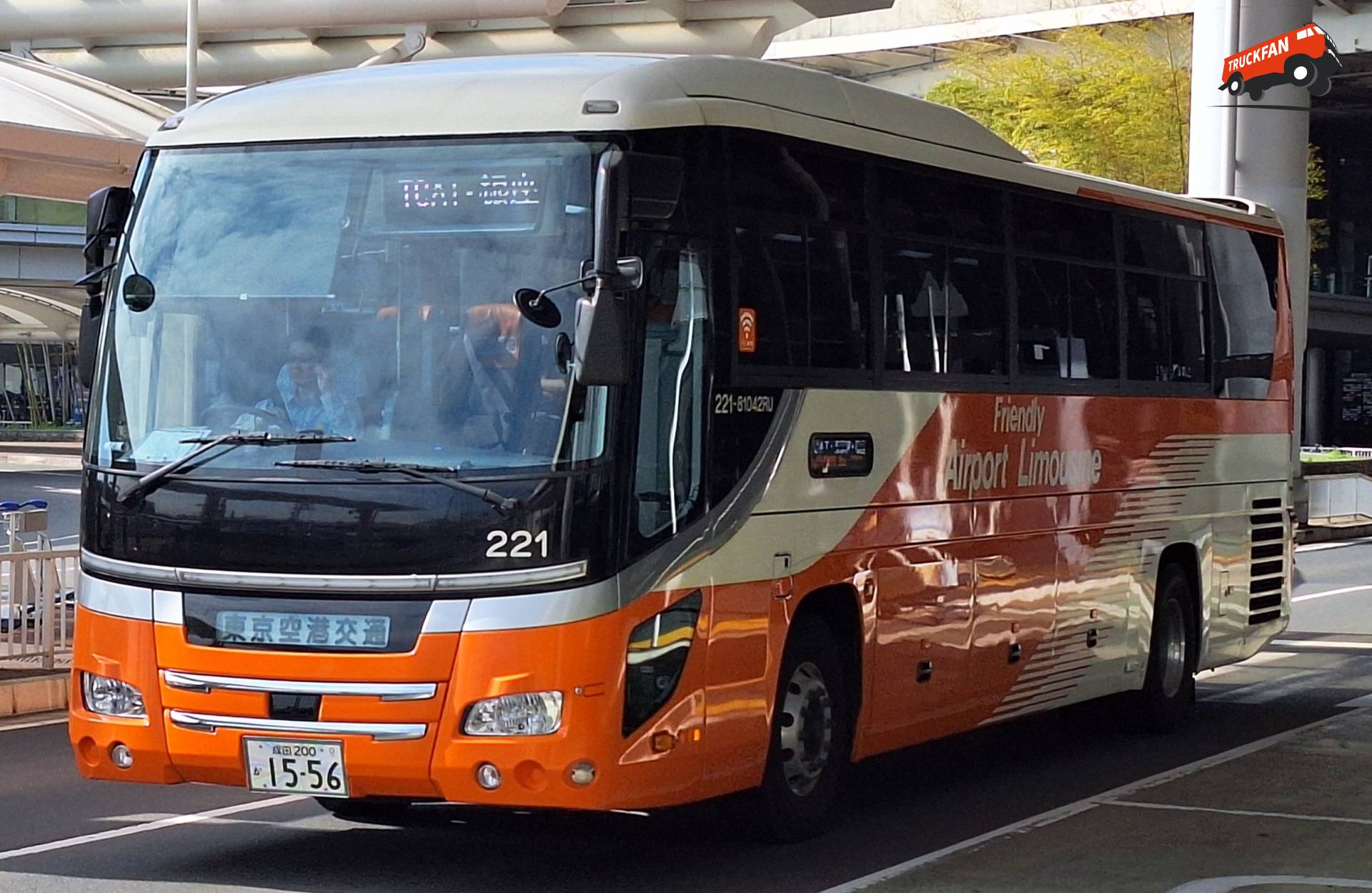 Hino S'elega bus op vliegveld Narita