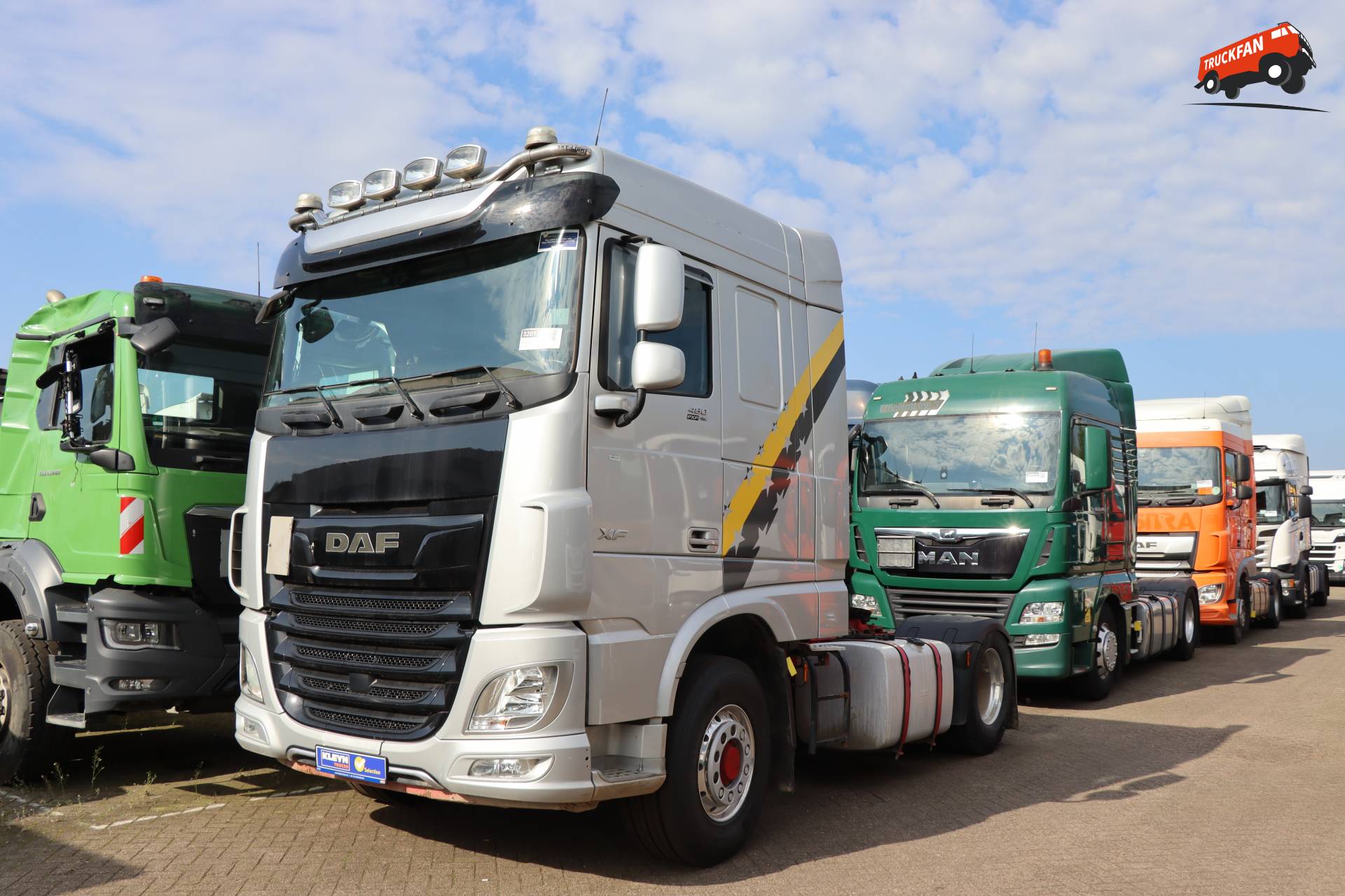 DAF XF met inschakelbaar aangedreven vooras