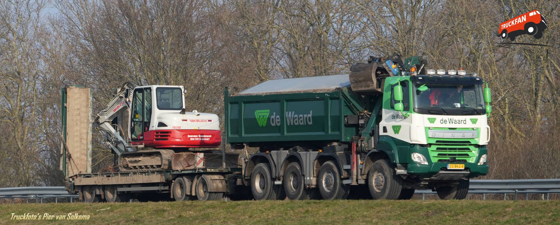 Ginaf Kipper truck op A7 bij Sneek