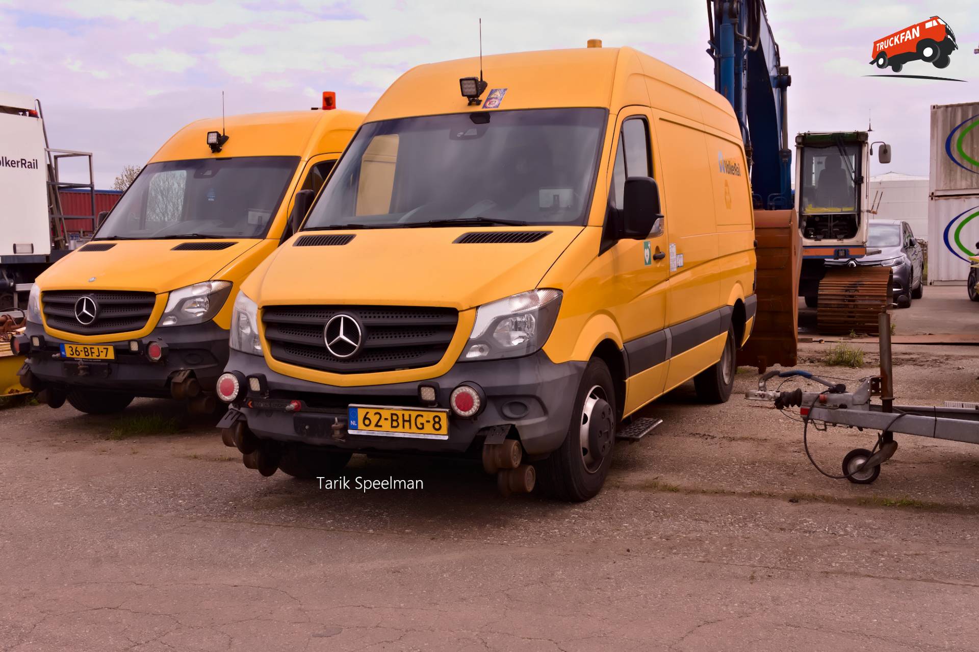 Mercedes-Benz Sprinter bus Volker Rail in Dordrecht