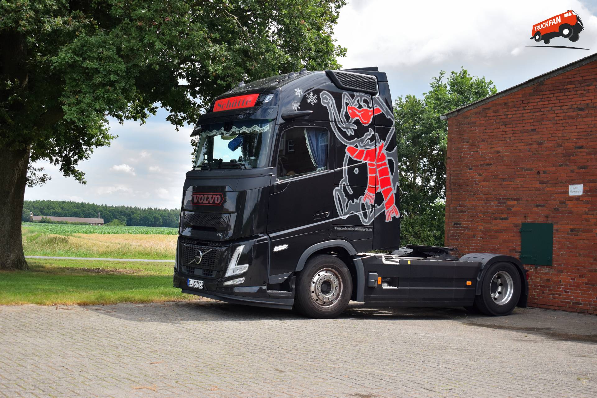 Volvo FH Aero Schütte Logistik