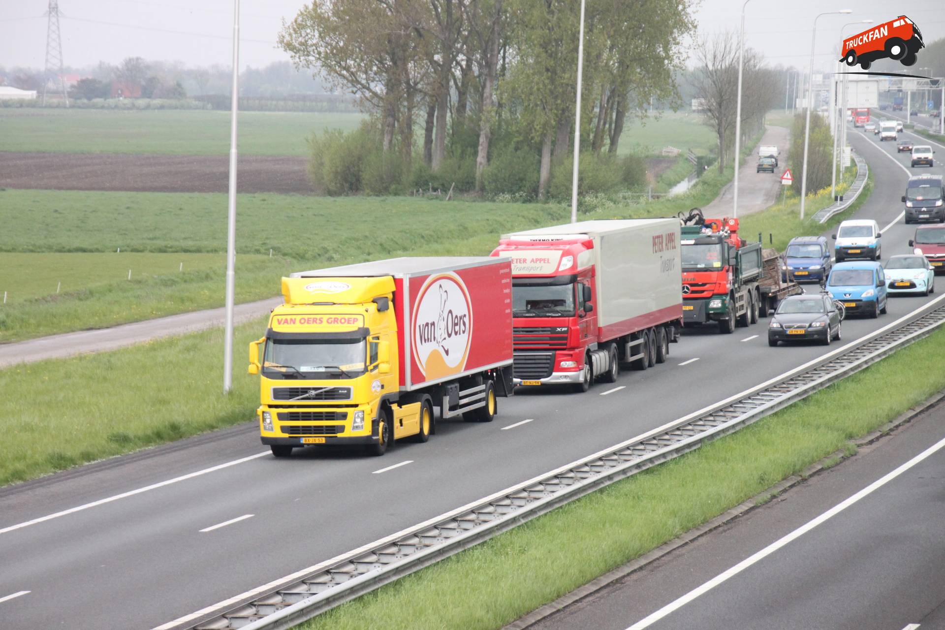 Volvo FM vrachtwagen van Van Oers Groep