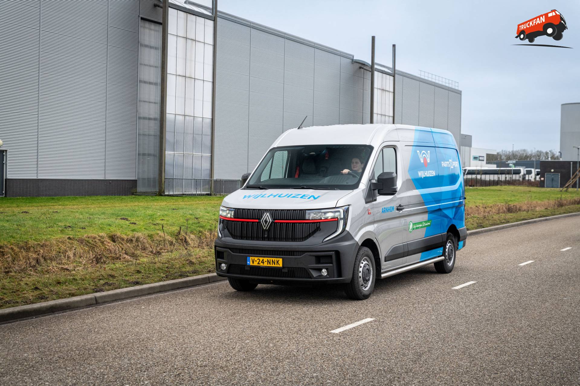 Renault Master E-Tech elektrisch bestelbus bij Wijlhuizen Arnhem