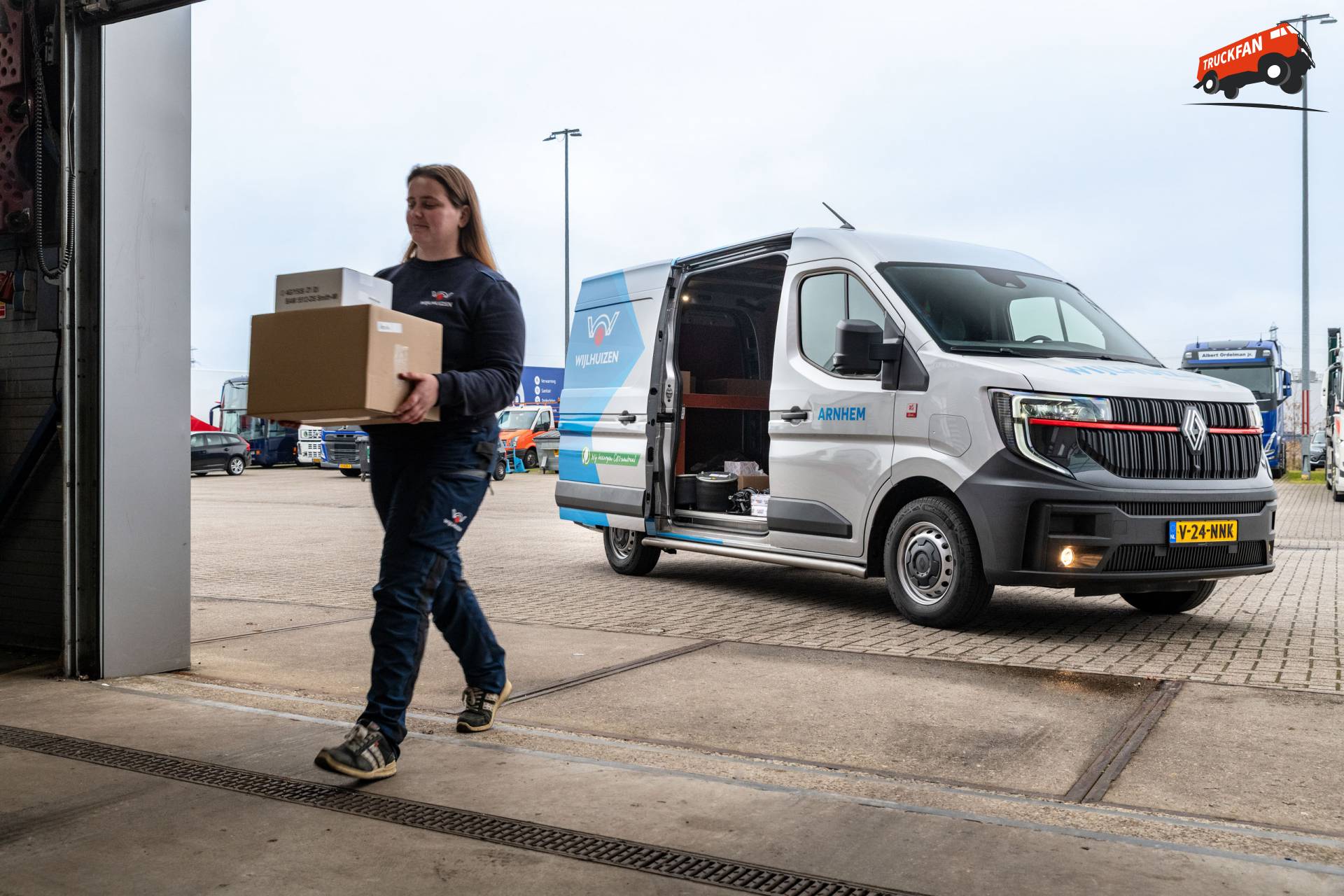 Wijlhuizen Arnhem met Renault Master E-Tech elektrische bestelbus