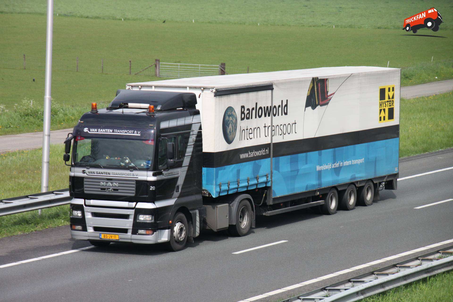 MAN TGA truck by Van Santen Transport B.V.