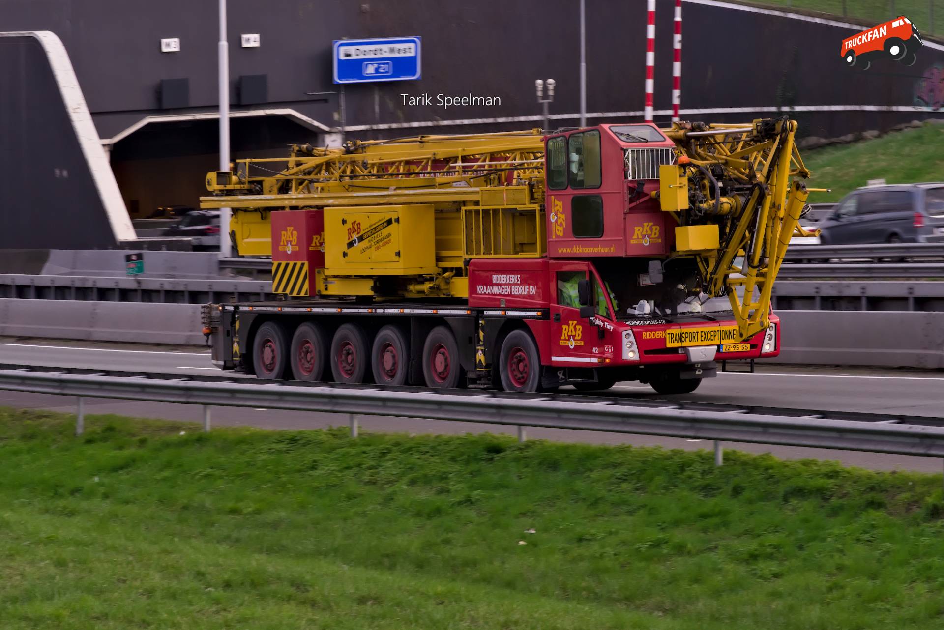 Hijskraan Spierings SK1265-AT6 met kenteken ZZ-95-55