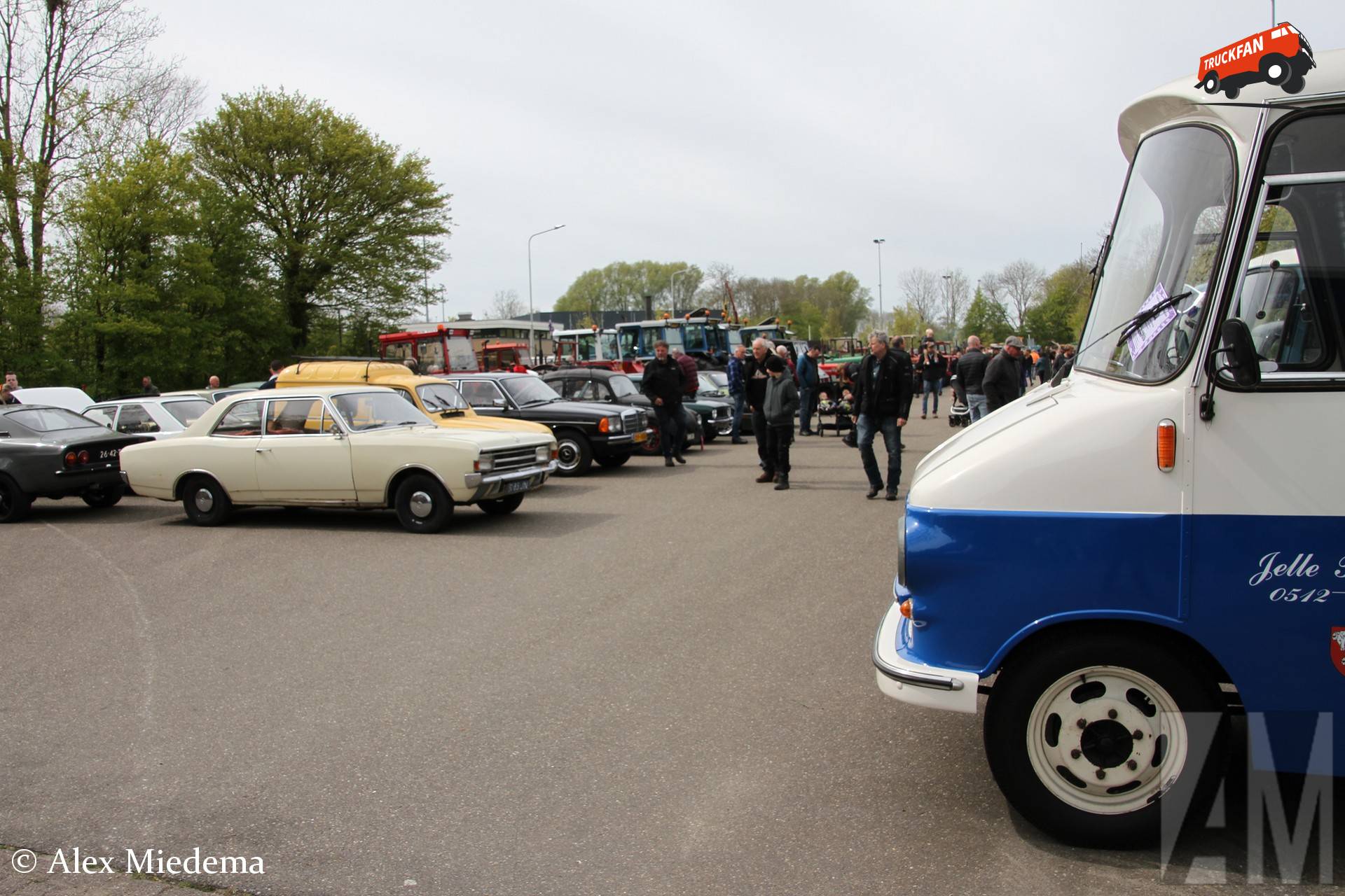 Opels op Oldtimerdei Minnertsga