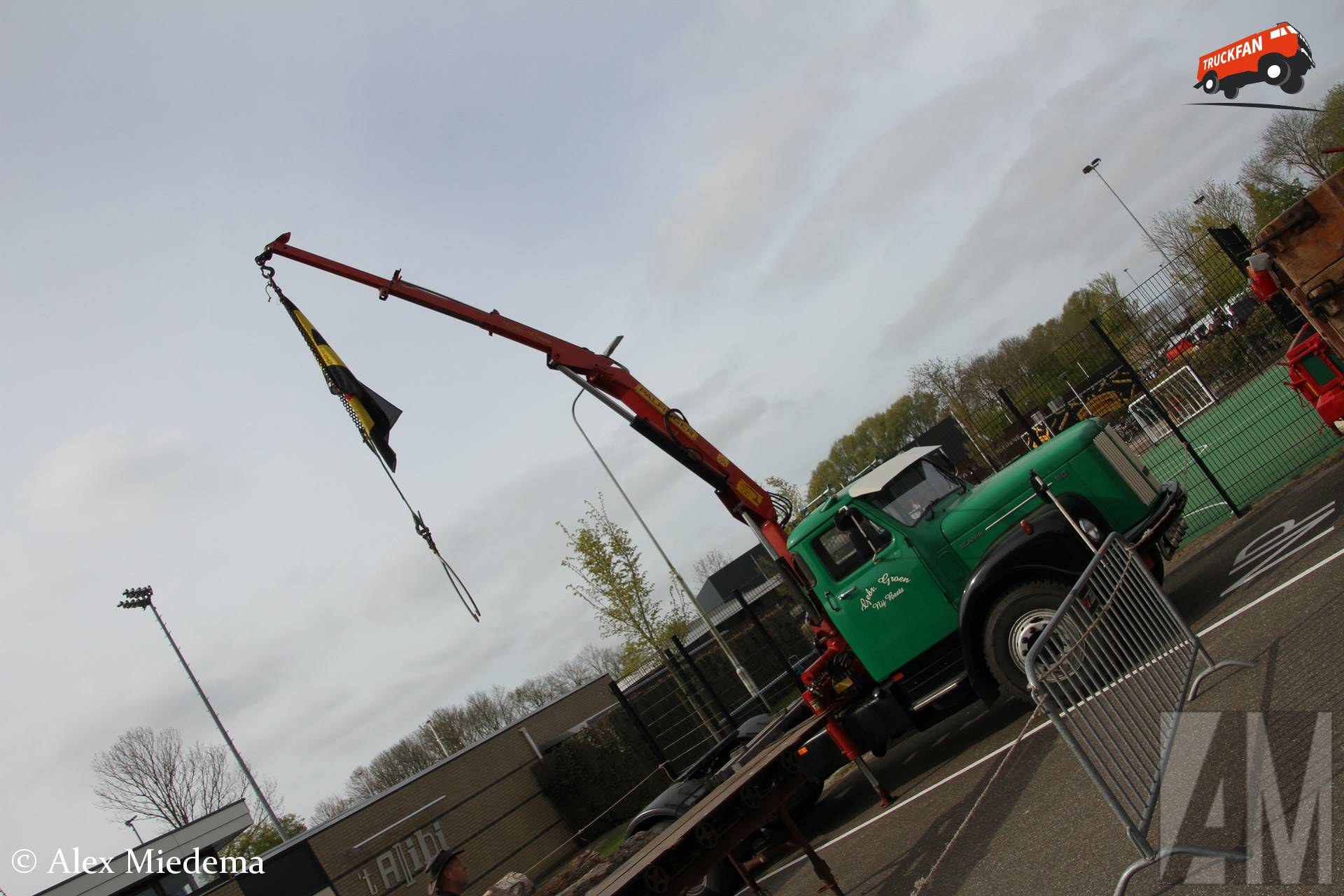 Scania L80 van Gebr. Groen Nij Beets op Koningsdag