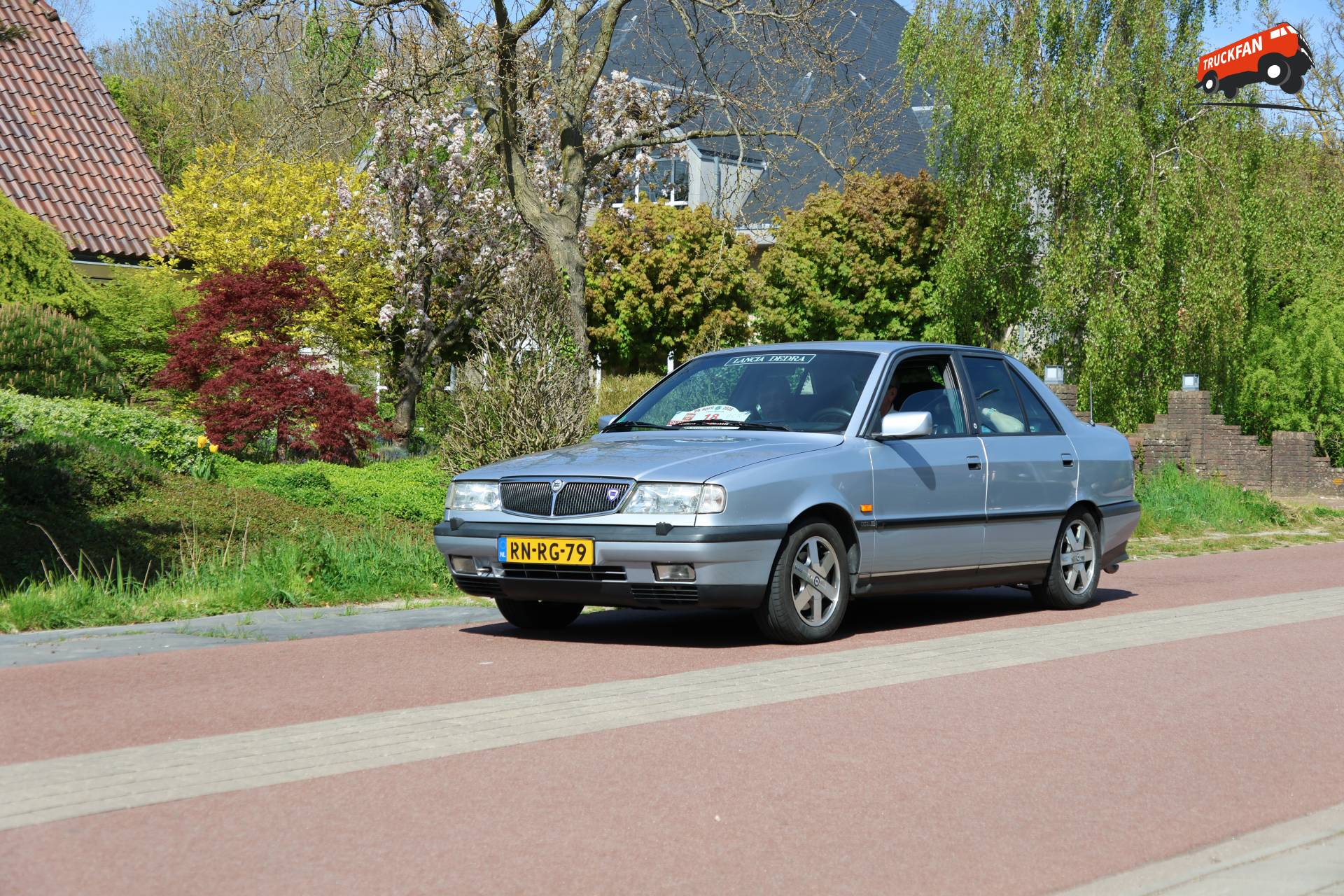 Lancia Dedra oldtimer op 26 april 2026