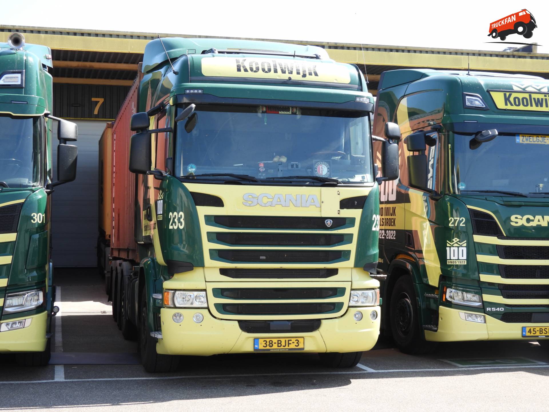 Wagen 233 van Koolwijk Polsbroek B.V. in Bergambacht