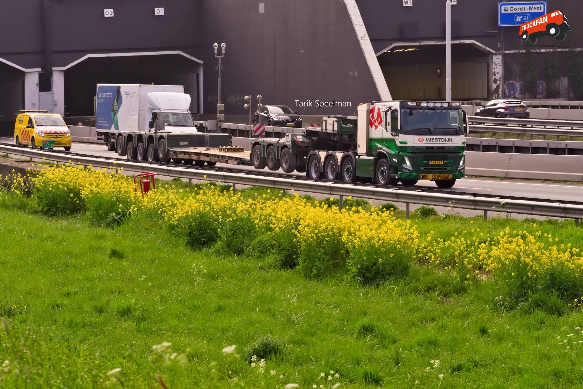Volvo FM 5th Gen vrachtwagen met kenteken 96-BXG-7