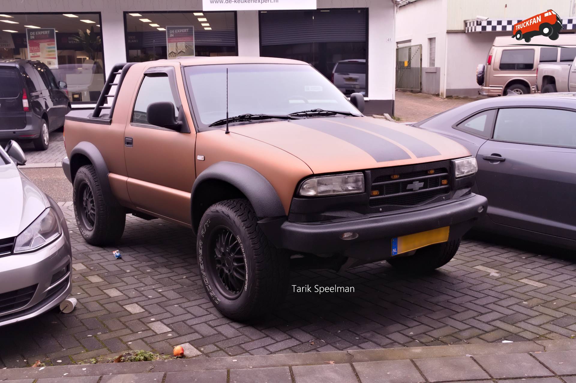 Chevrolet Blazer pick-up in Zwijndrecht