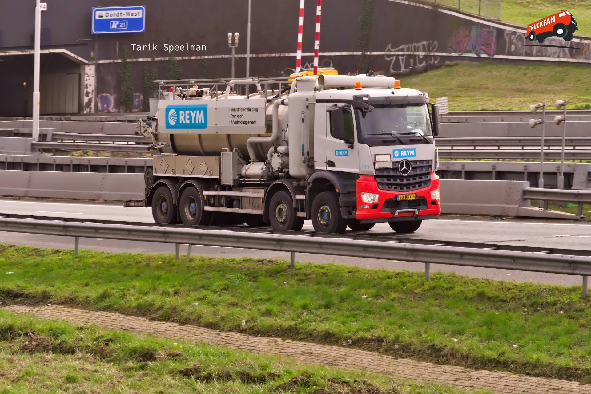 6101, Mercedes-Benz Arocs van Reym