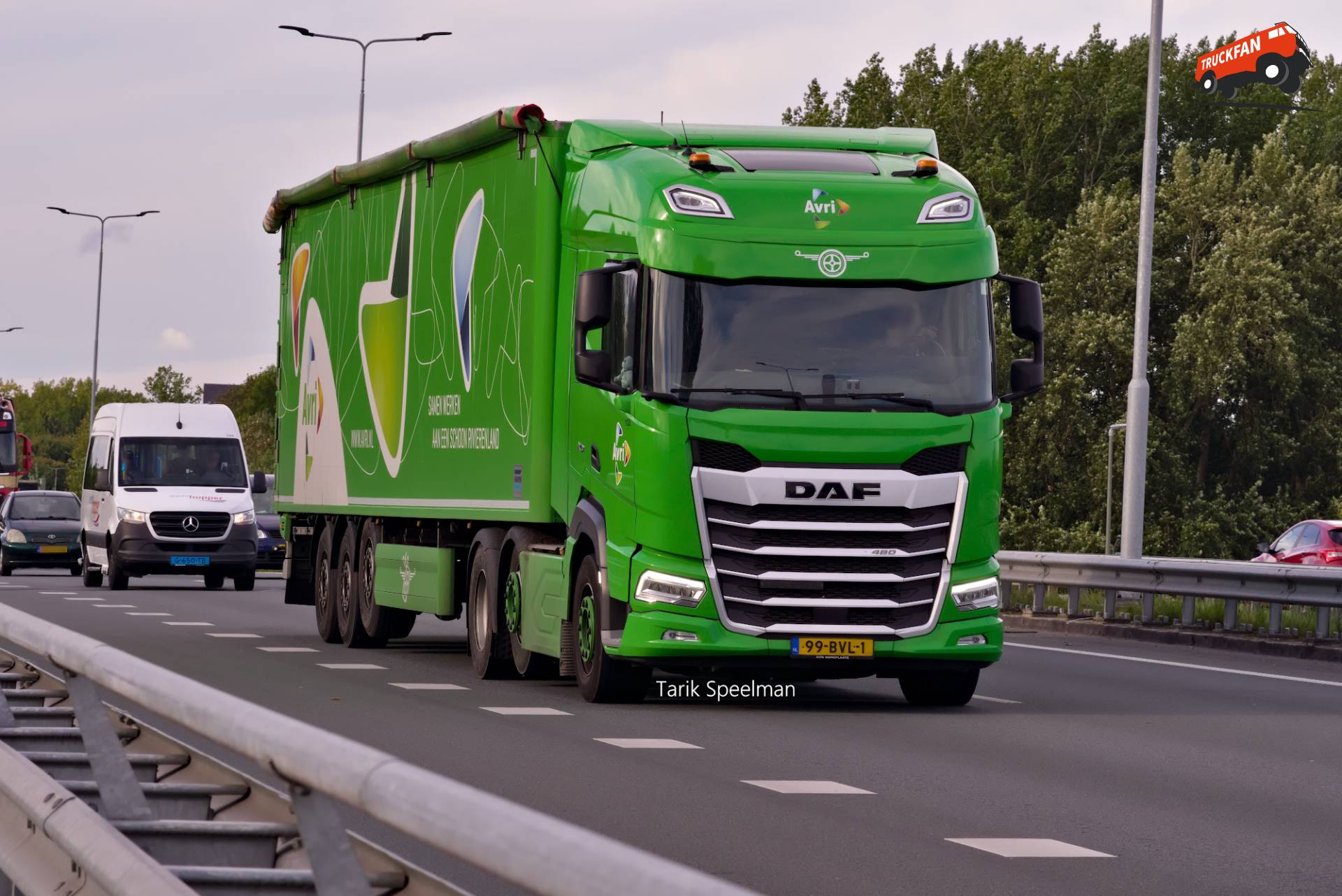 DAF XF truck 133 with kenteken 99-BVL-1