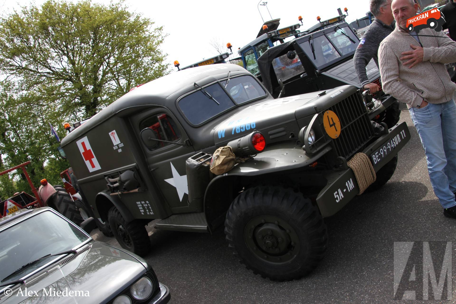 Dodge WC 54 Ambulance Op Oldtimerdei Minnertsga