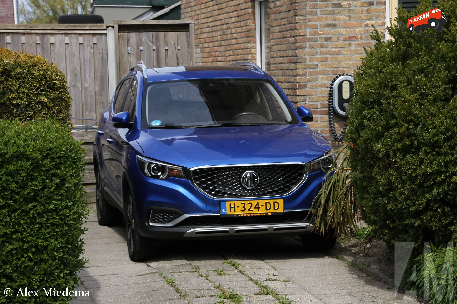 MG ZS elektrische auto in Minnertsga
