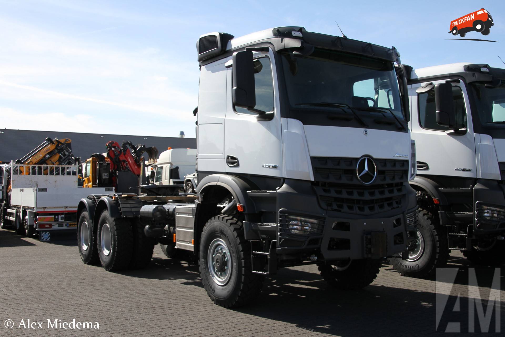 Mercedes-Benz Arocs 4052 AS 6x6 vrachtwagen