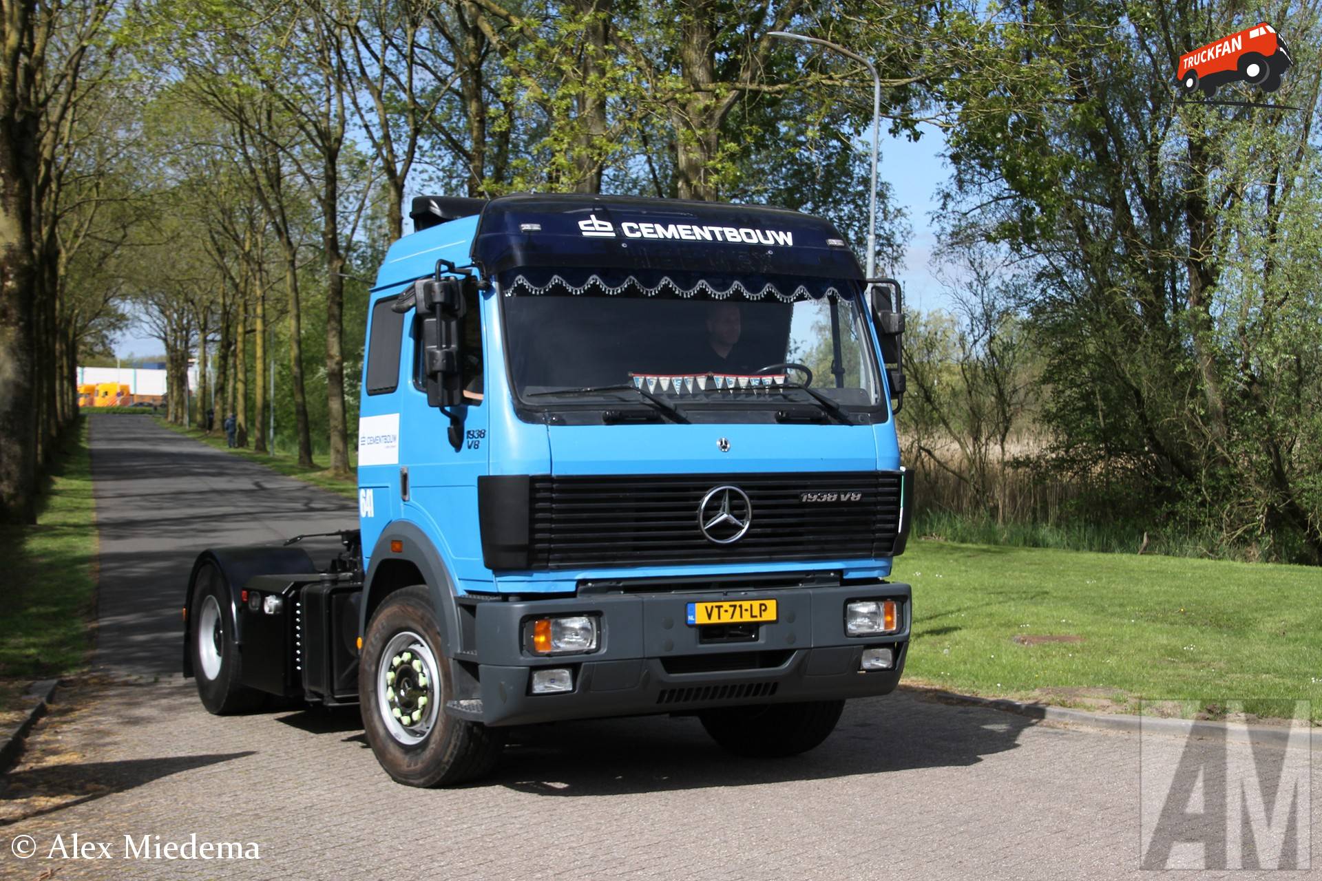 Mercedes-Benz SK 88 at Trucks & Coffee event