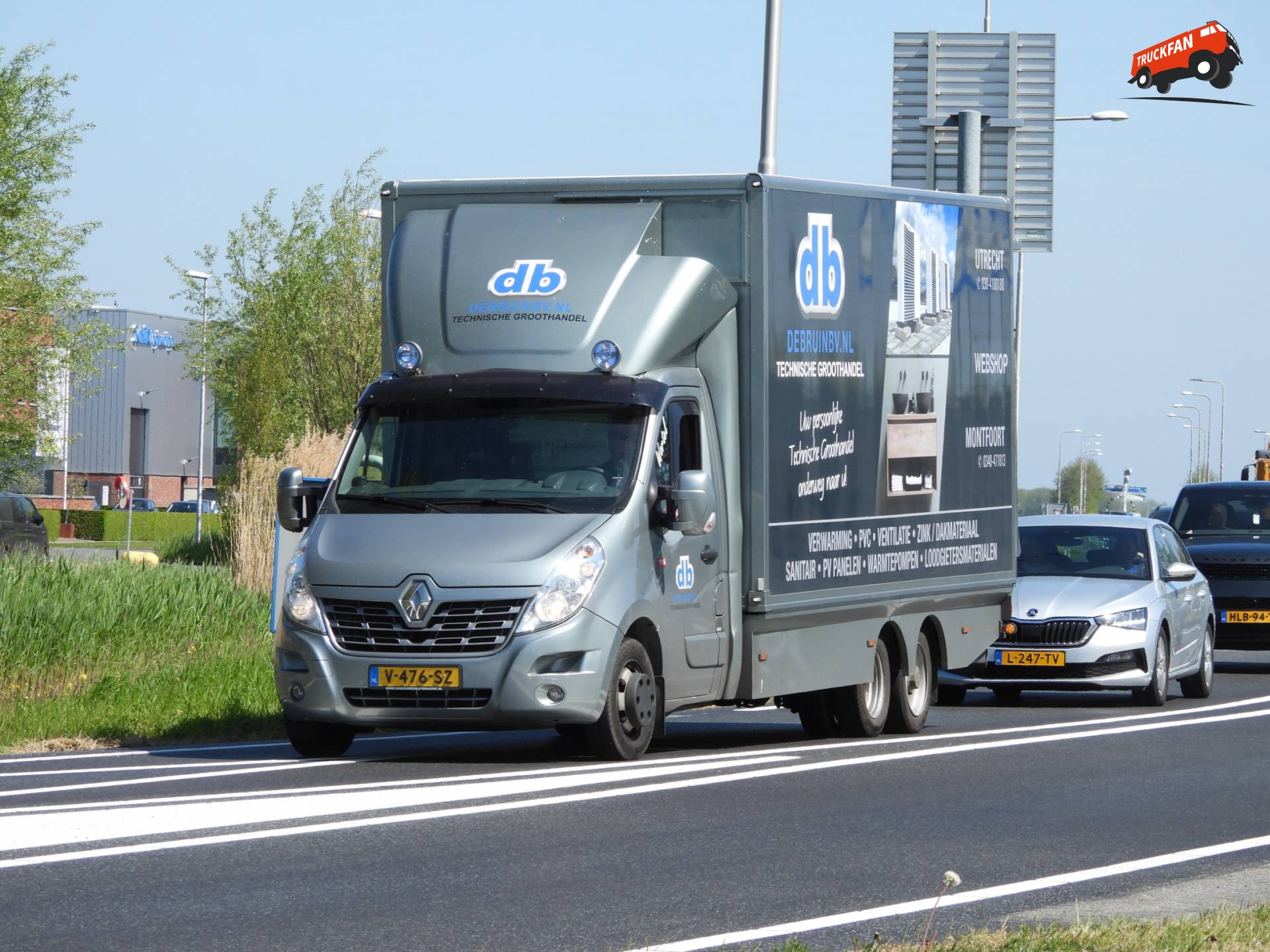 Renault Master 2 van 2018 met Carrosserie Bakker op N210